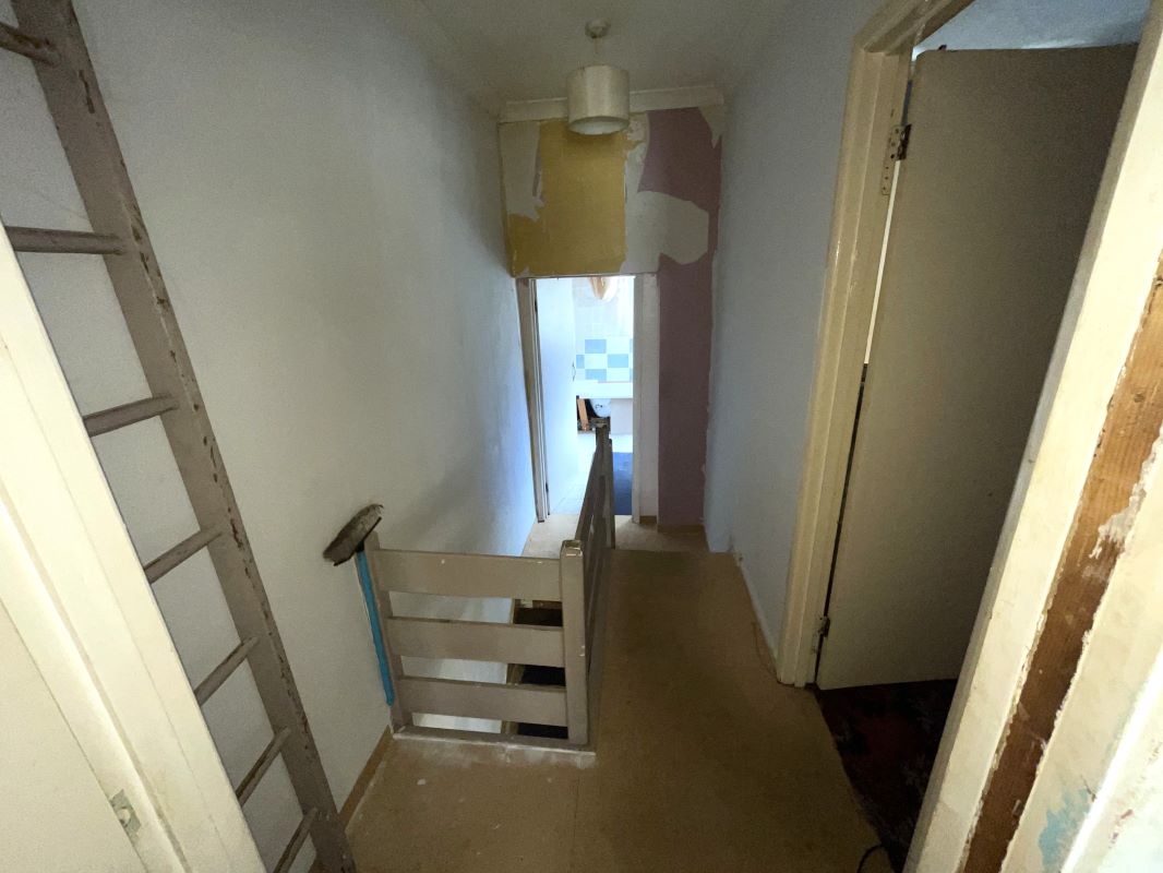 Image 7 of 7