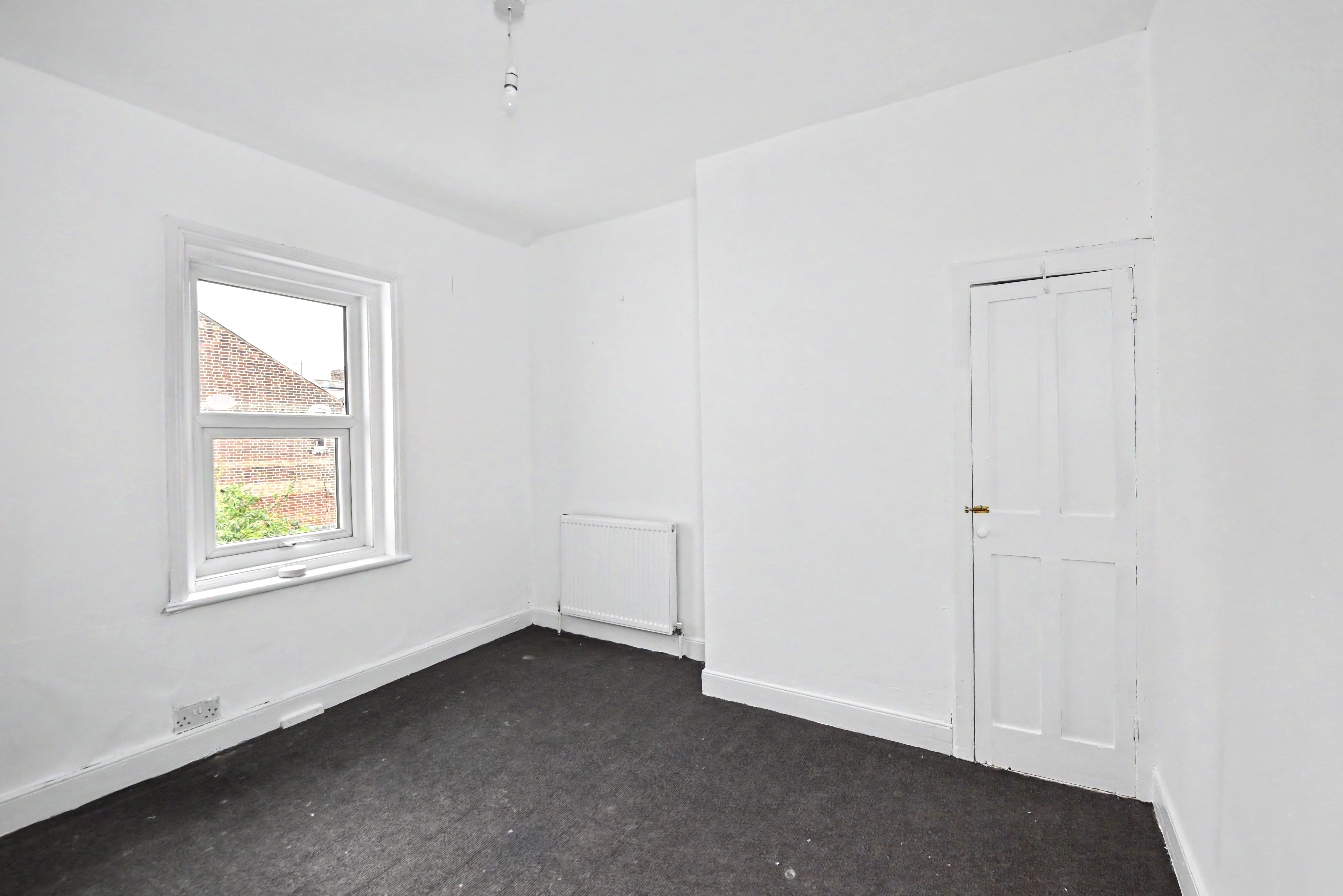 Image 11 of 19