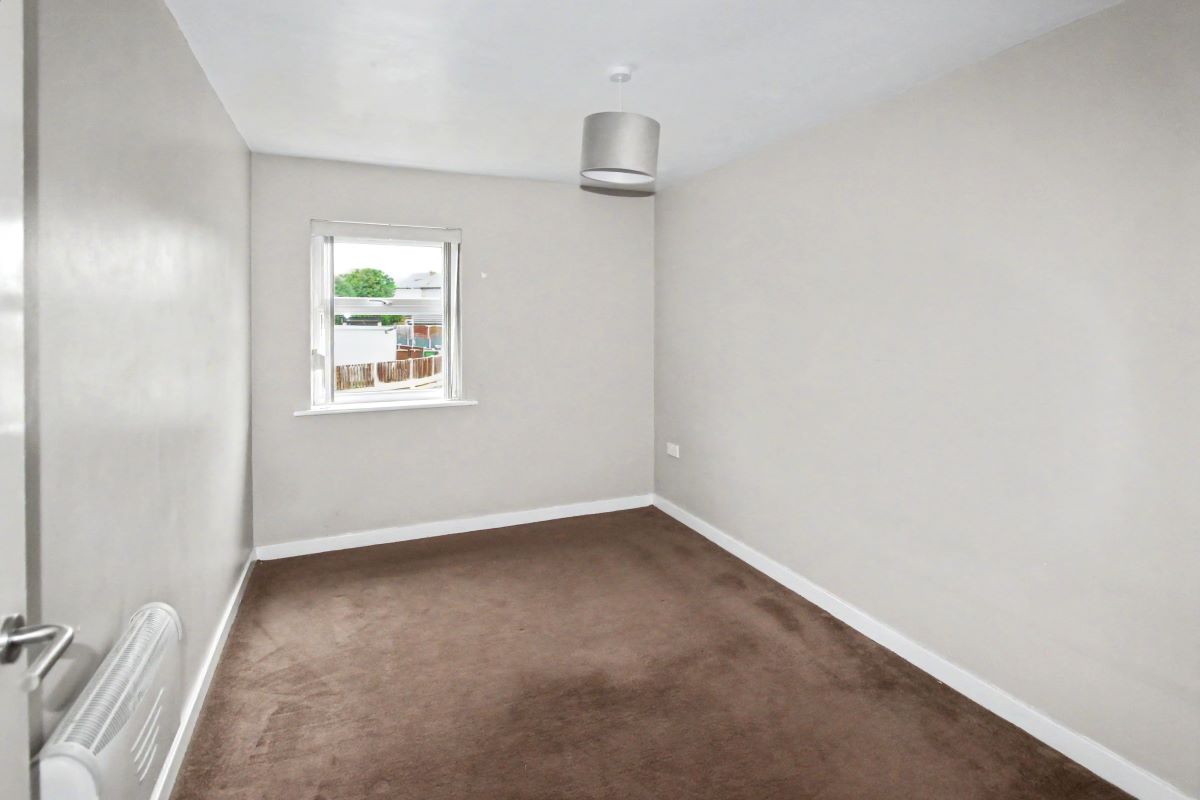 Image 10 of 13