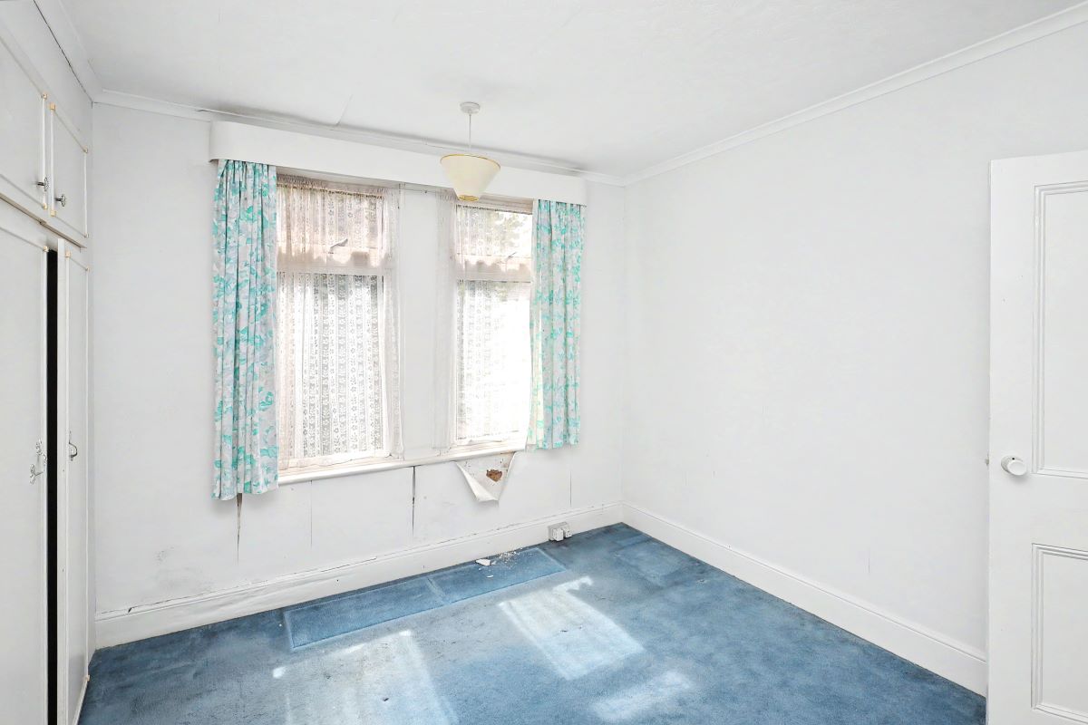 Image 11 of 20