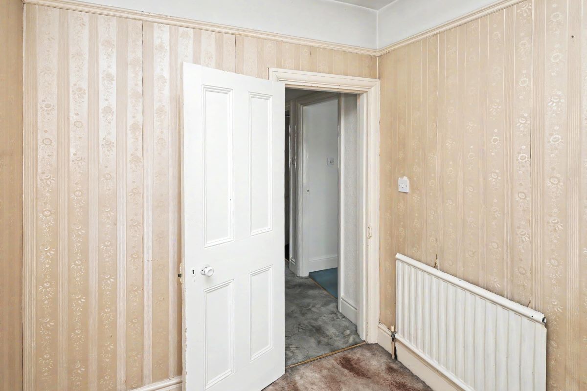 Image 15 of 20