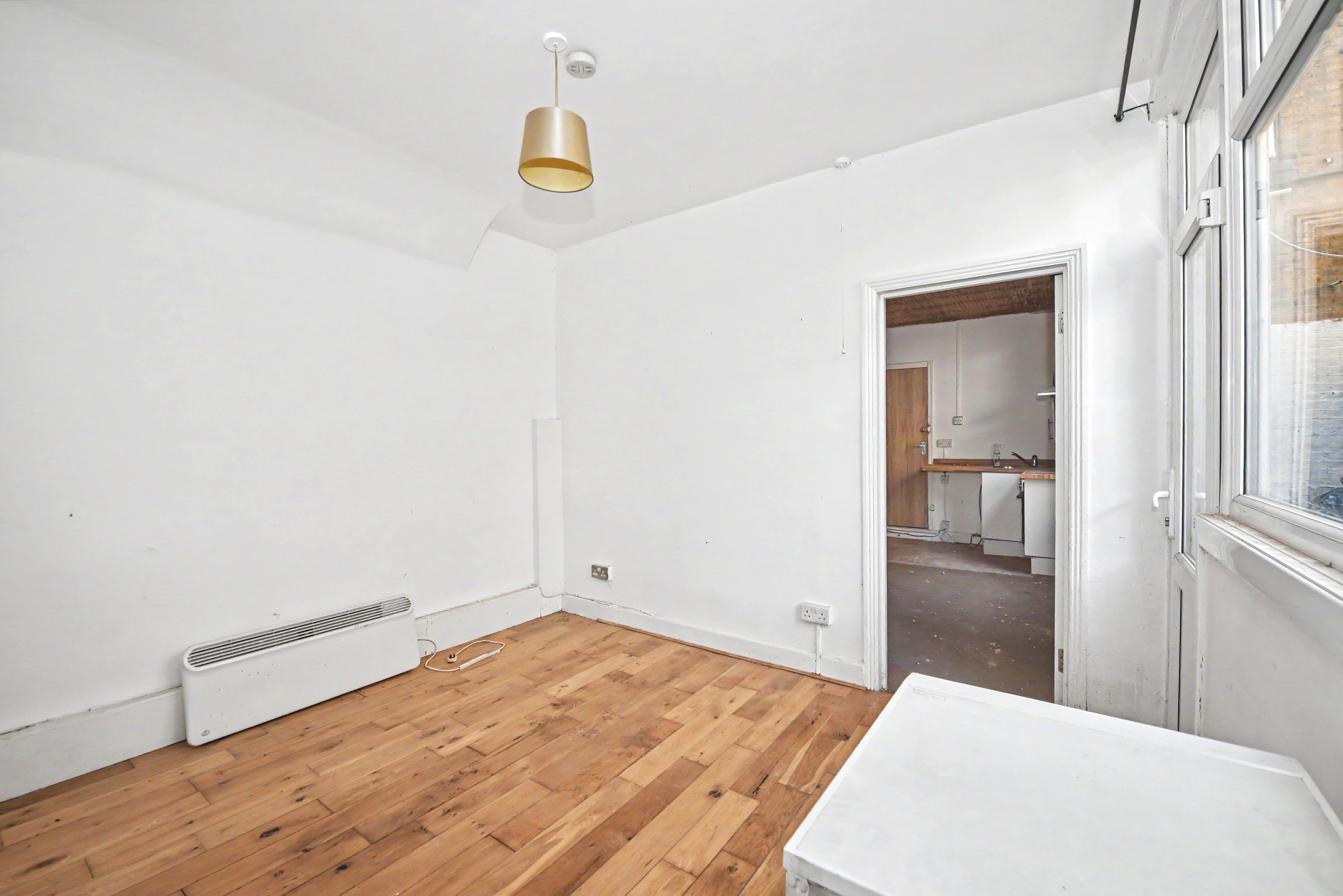 Image 7 of 10