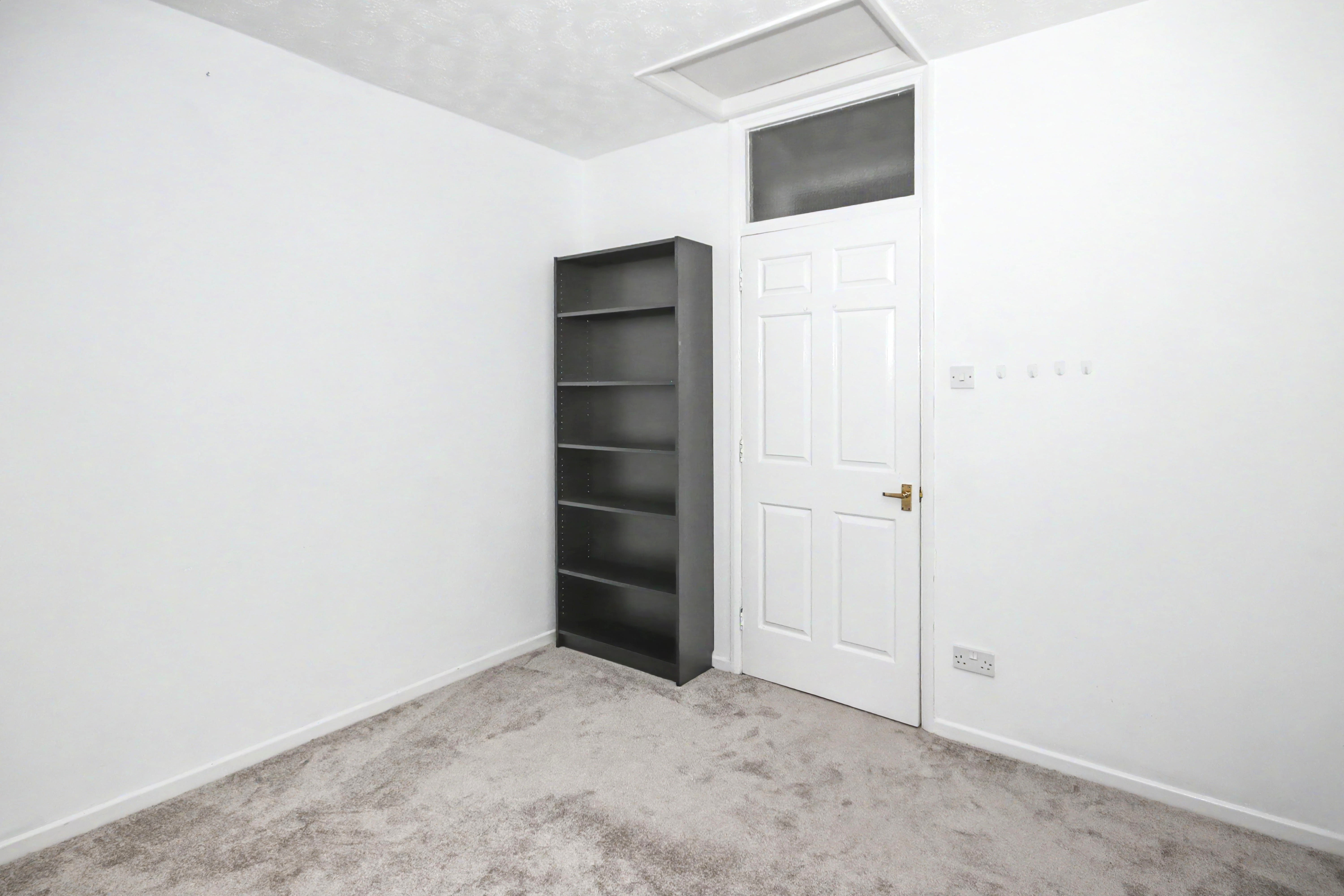 Image 10 of 12