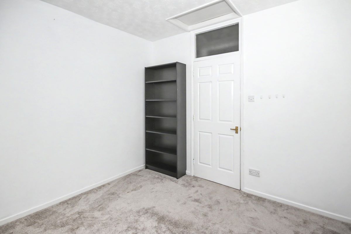 Image 10 of 12