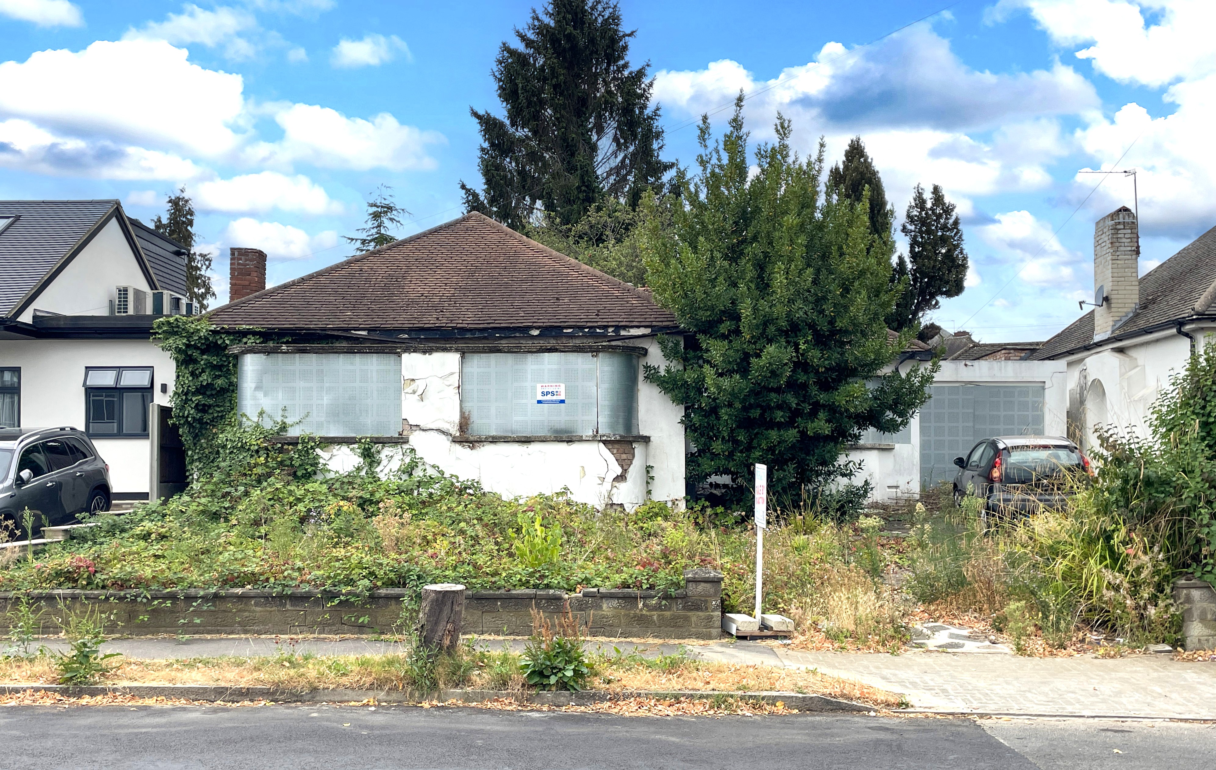 Image 1 of 8