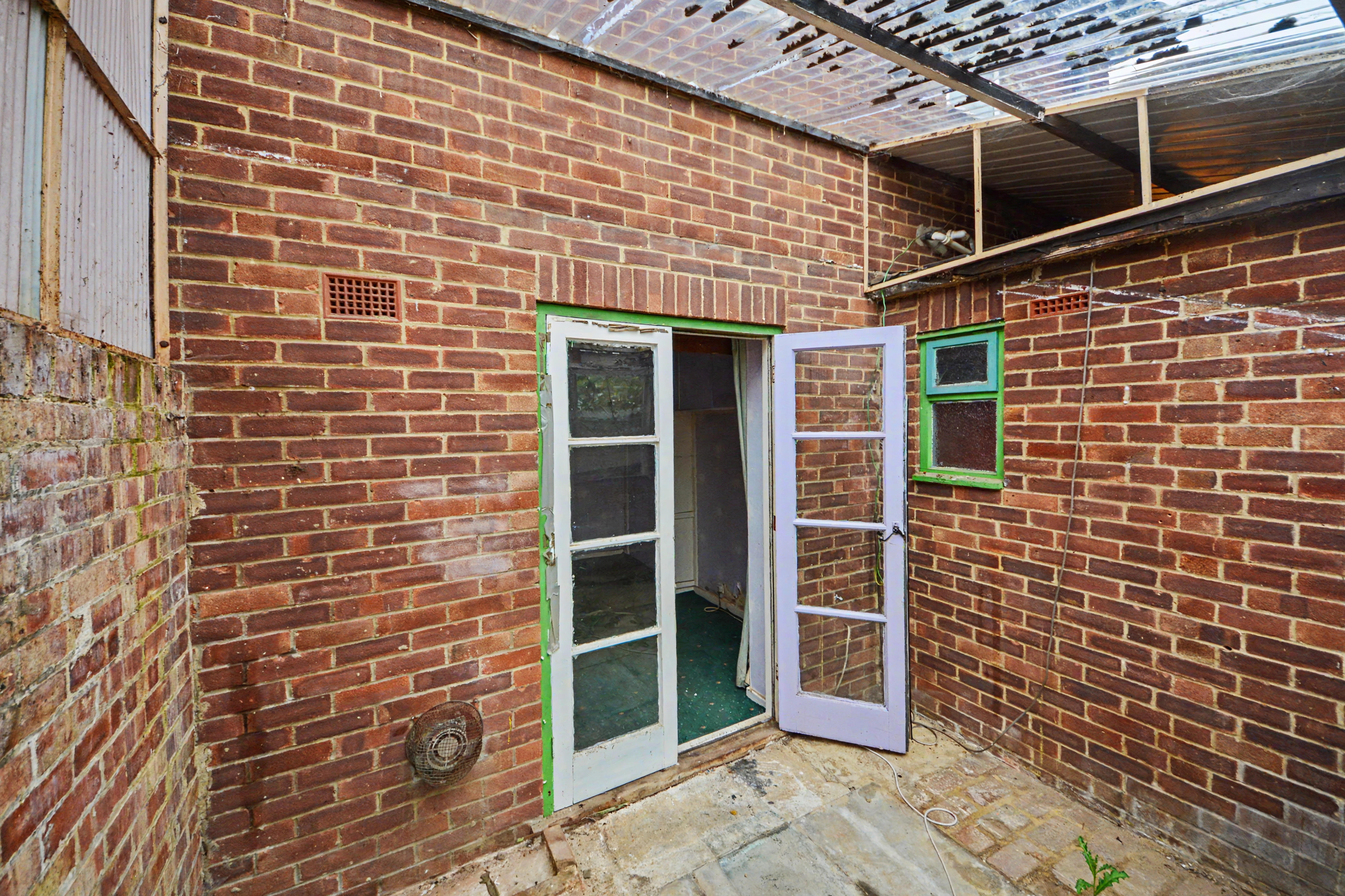 Image 19 of 23