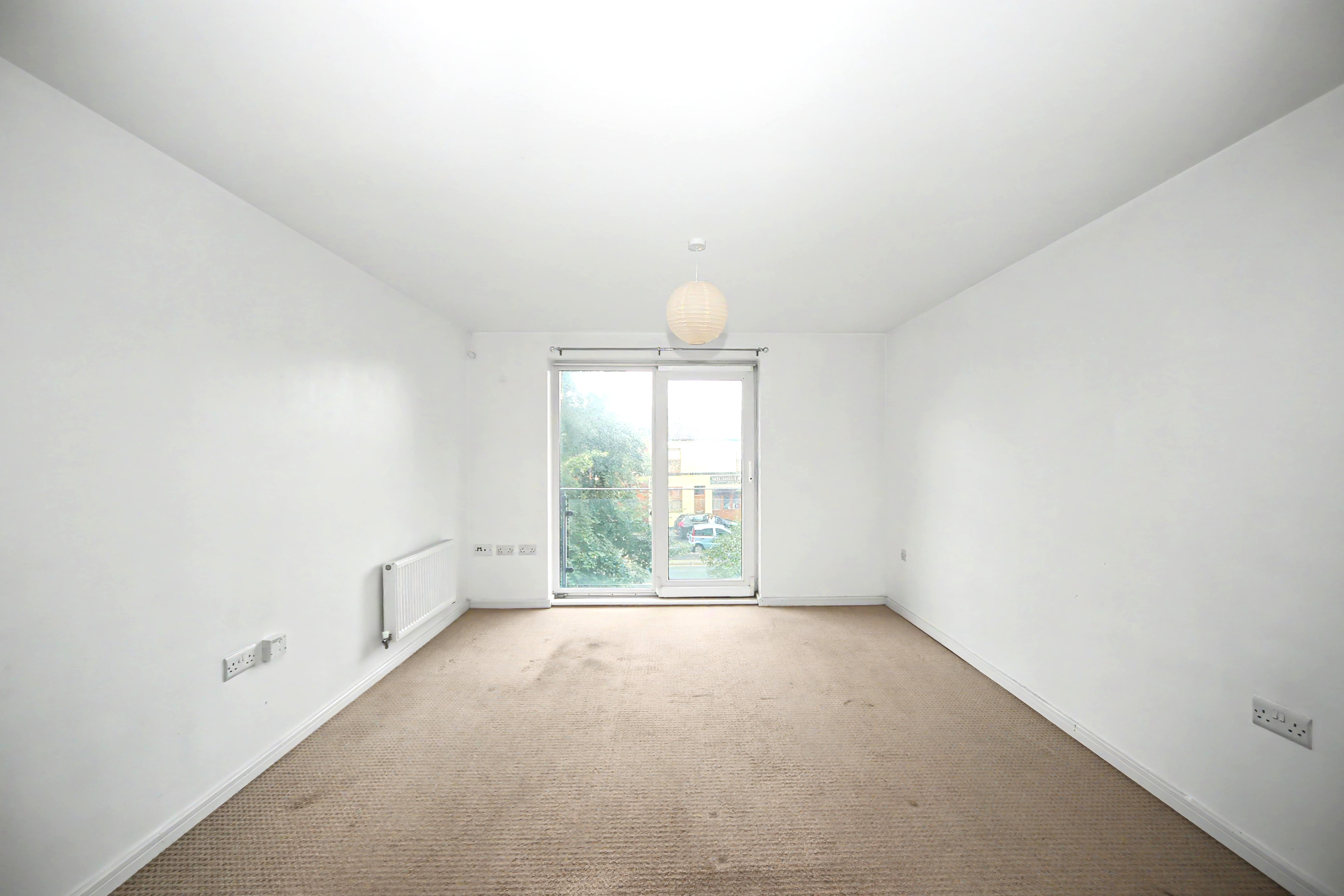 Image 4 of 18