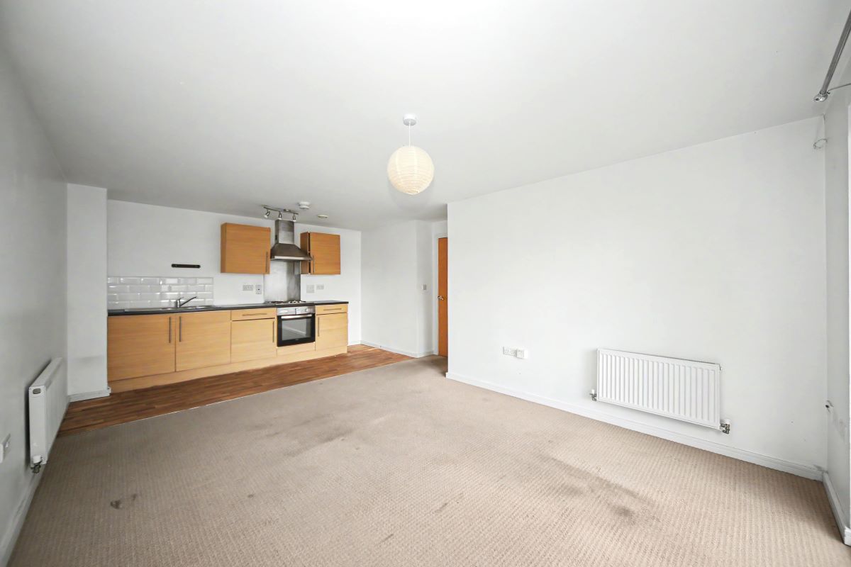 Image 5 of 18