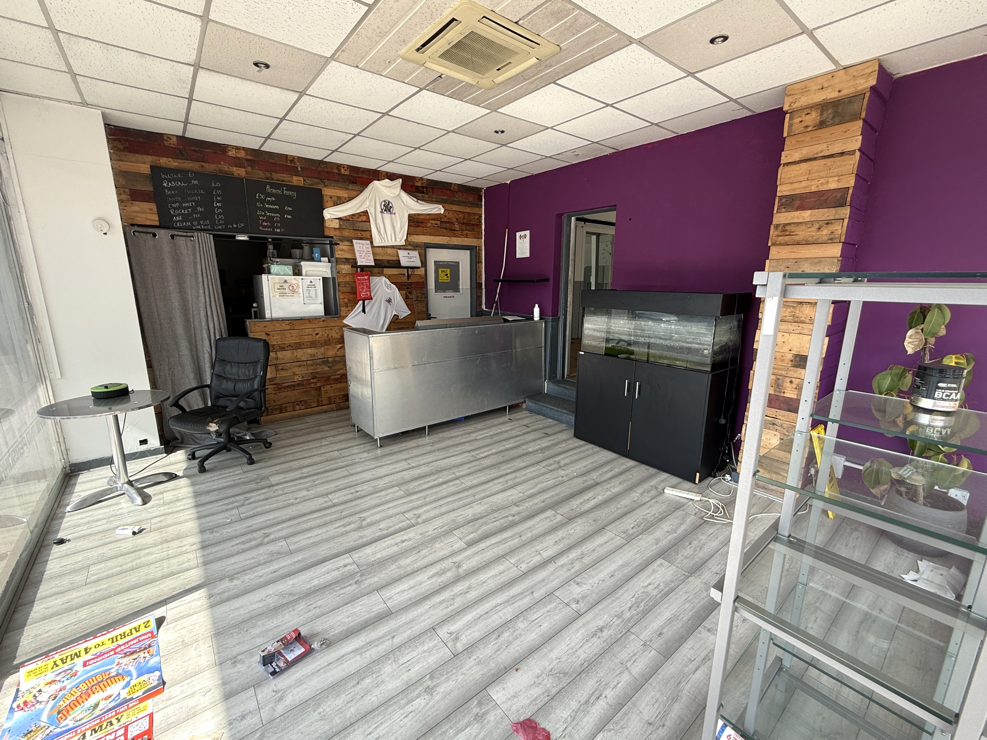 Image 2 of 9