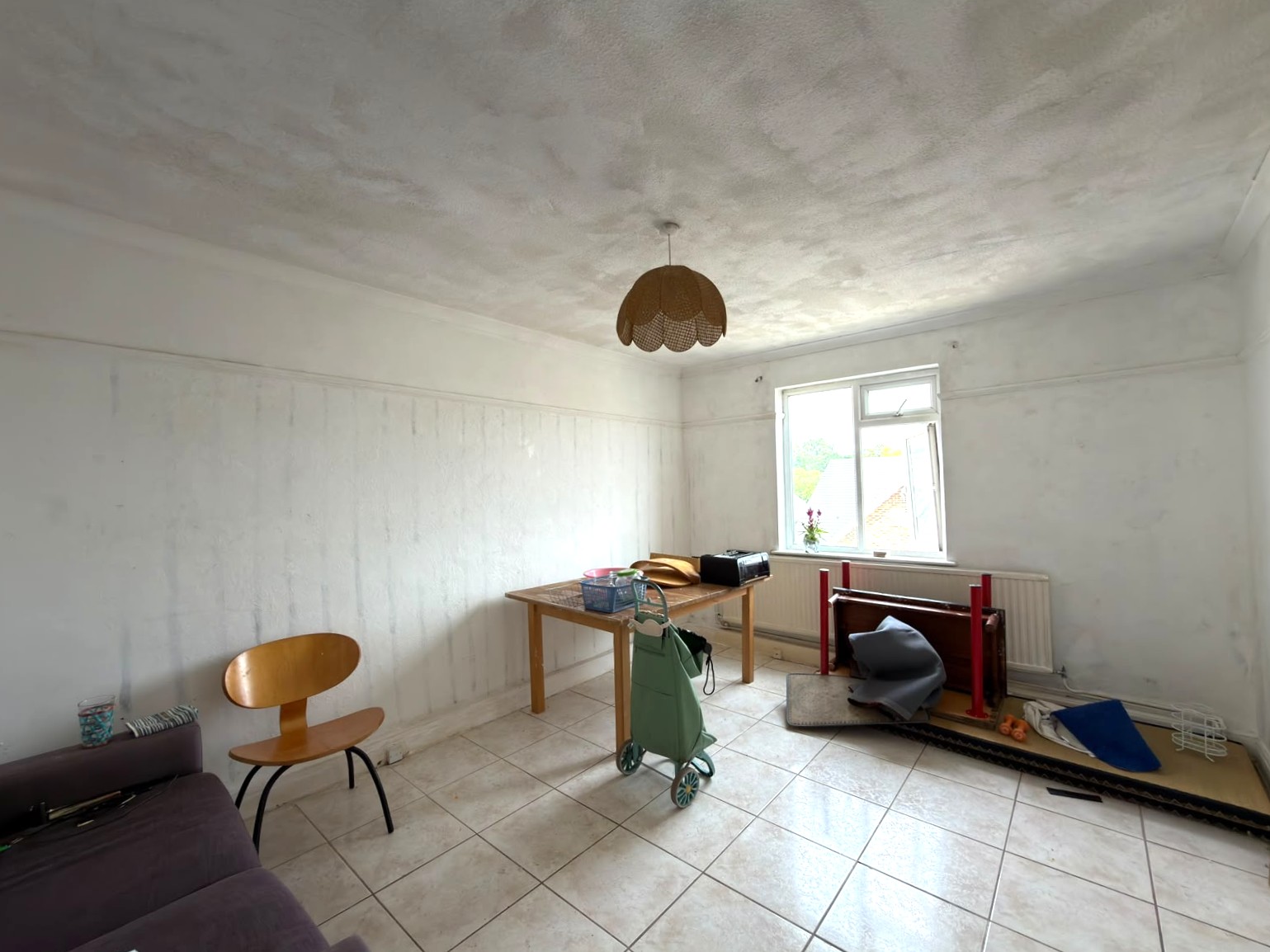Image 2 of 9