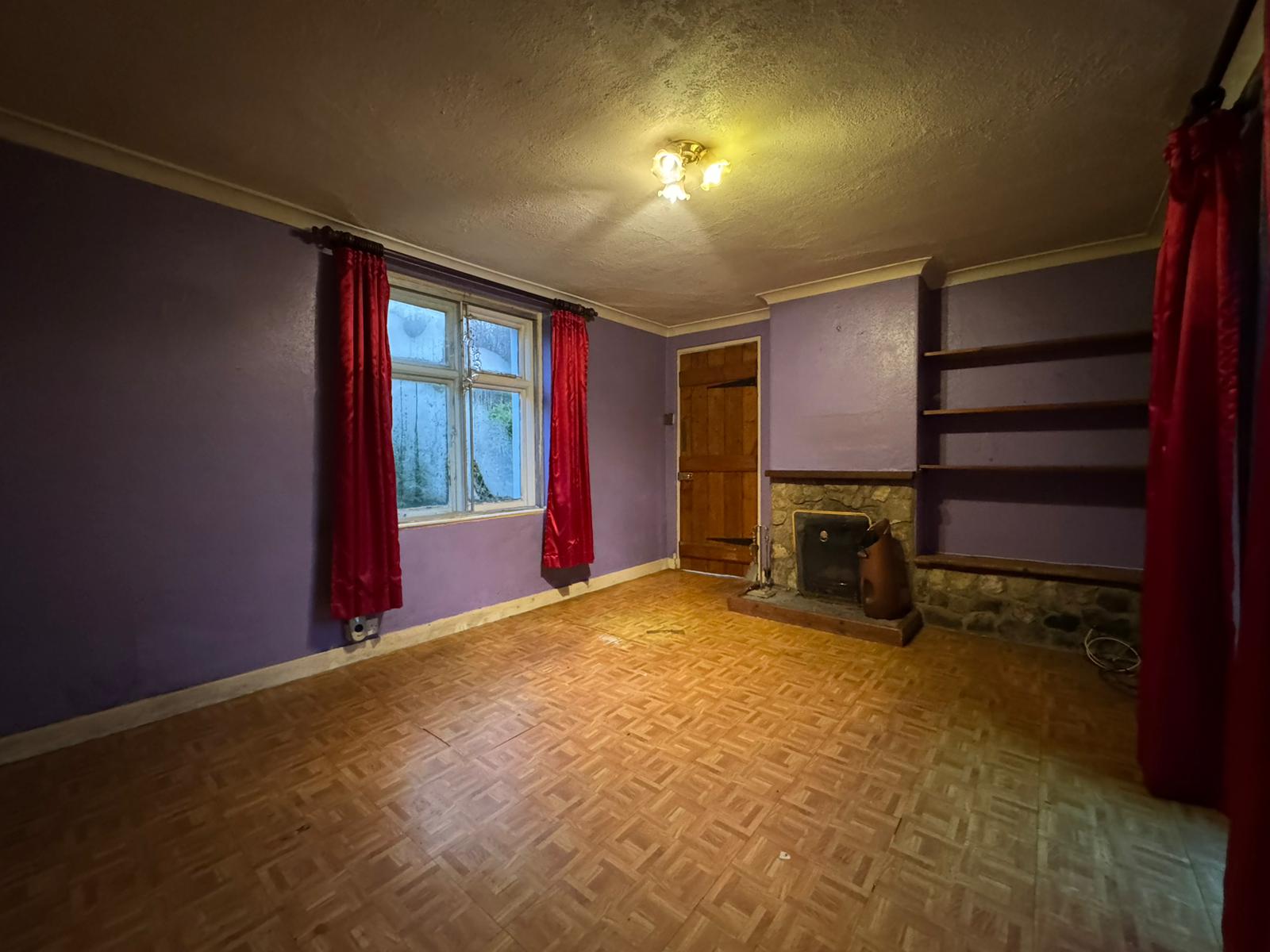 Image 2 of 10