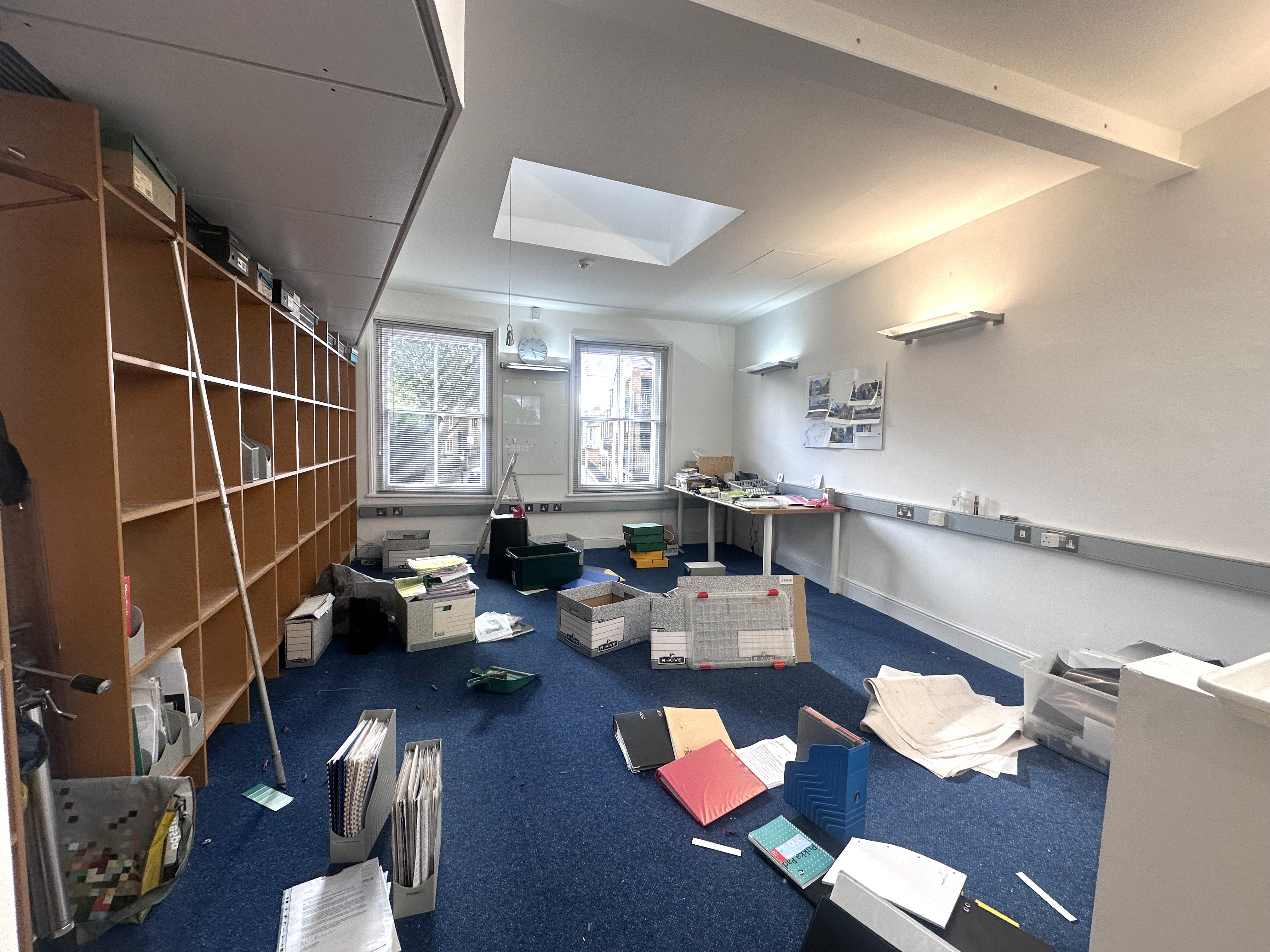 Image 4 of 7