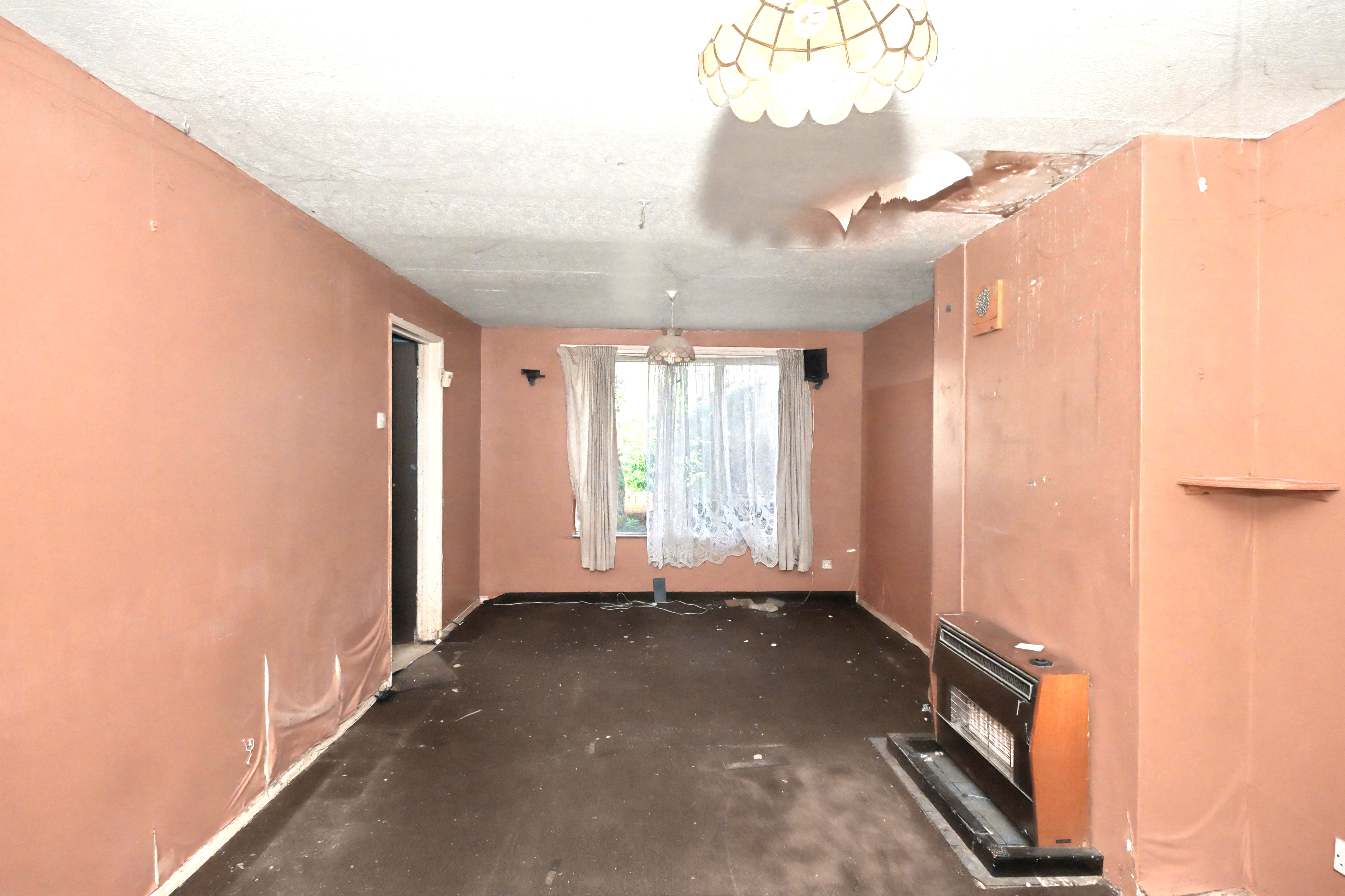 Image 2 of 15