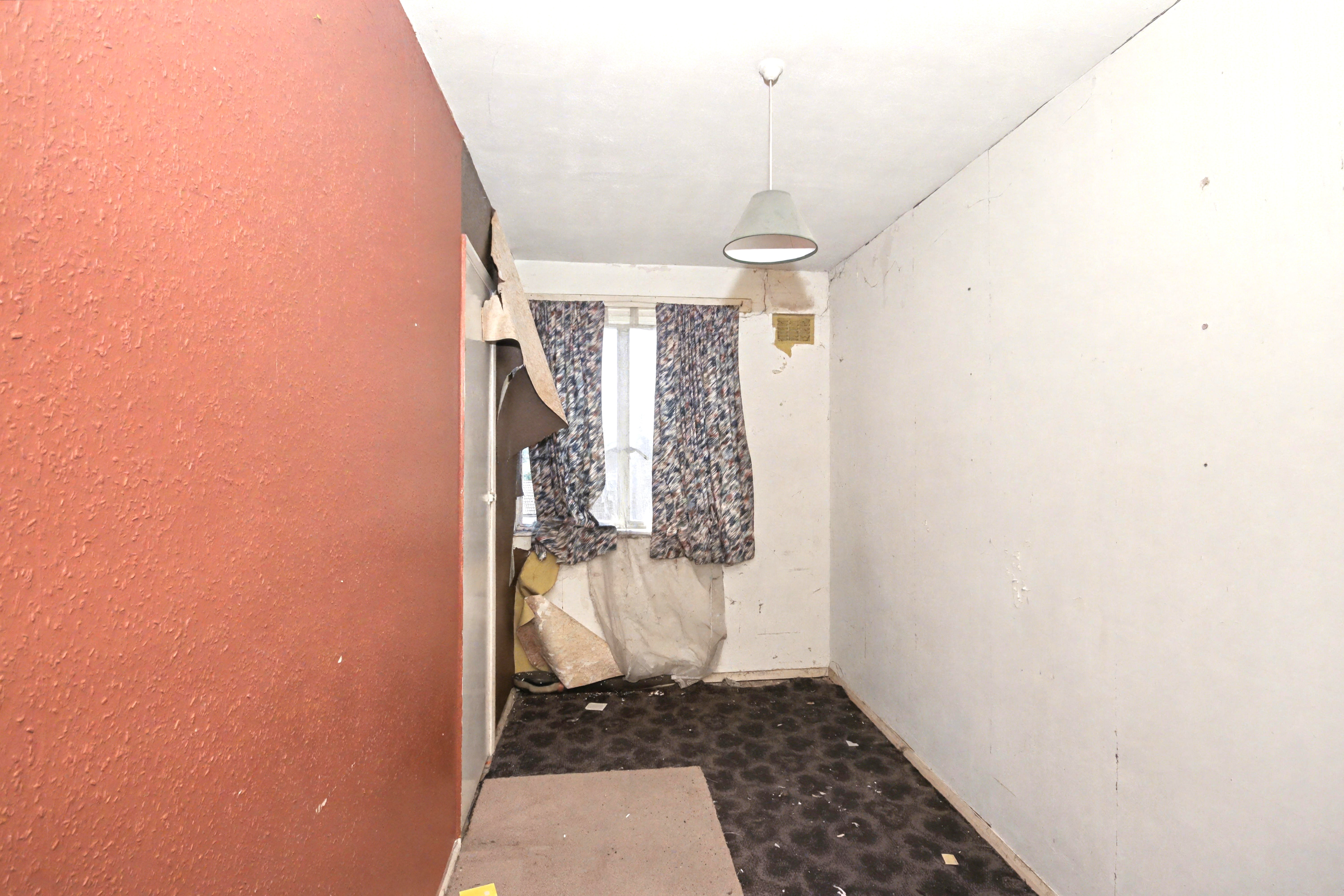 Image 9 of 15