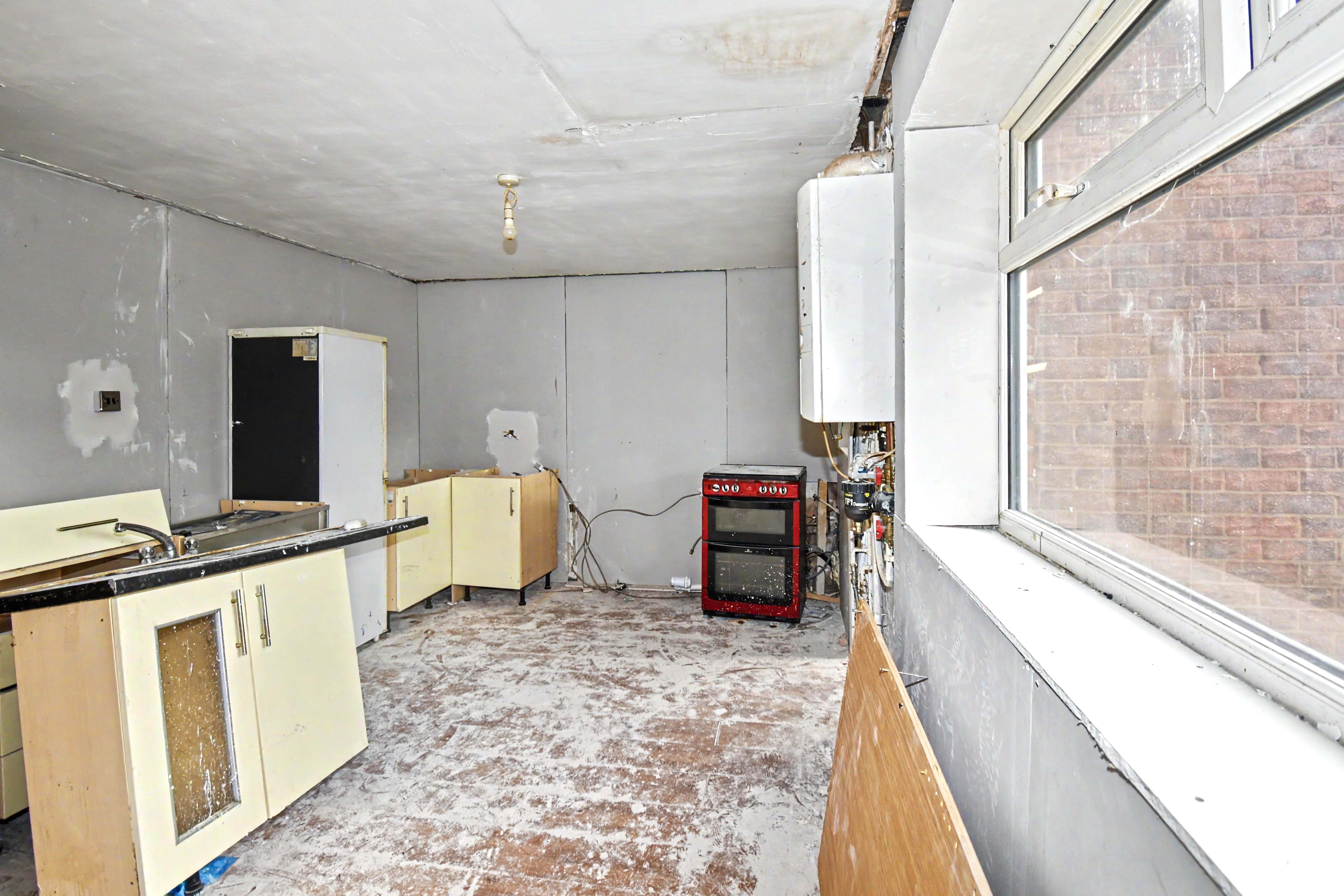 Image 6 of 17