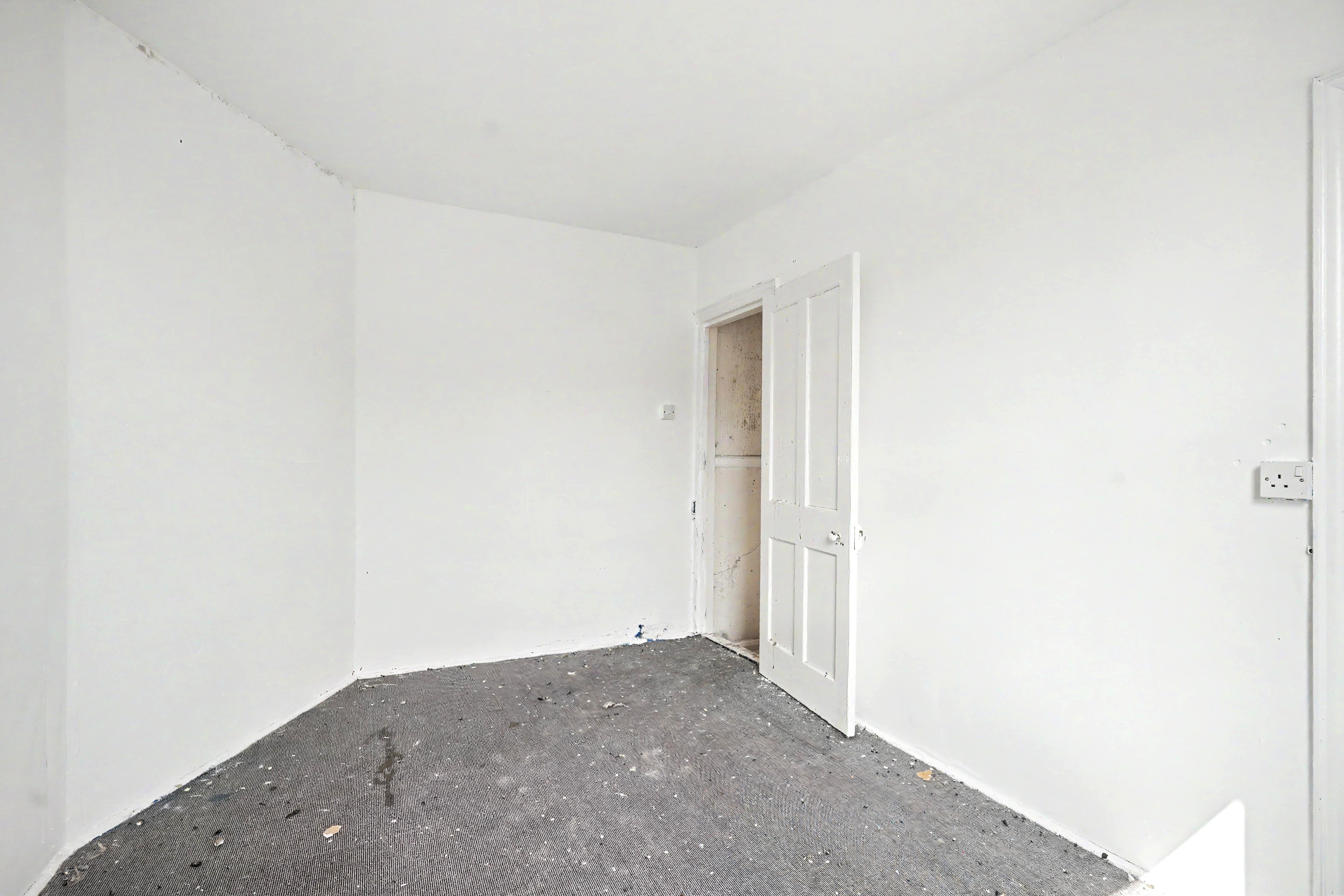 Image 8 of 17