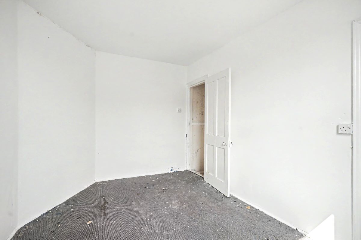 Image 8 of 17