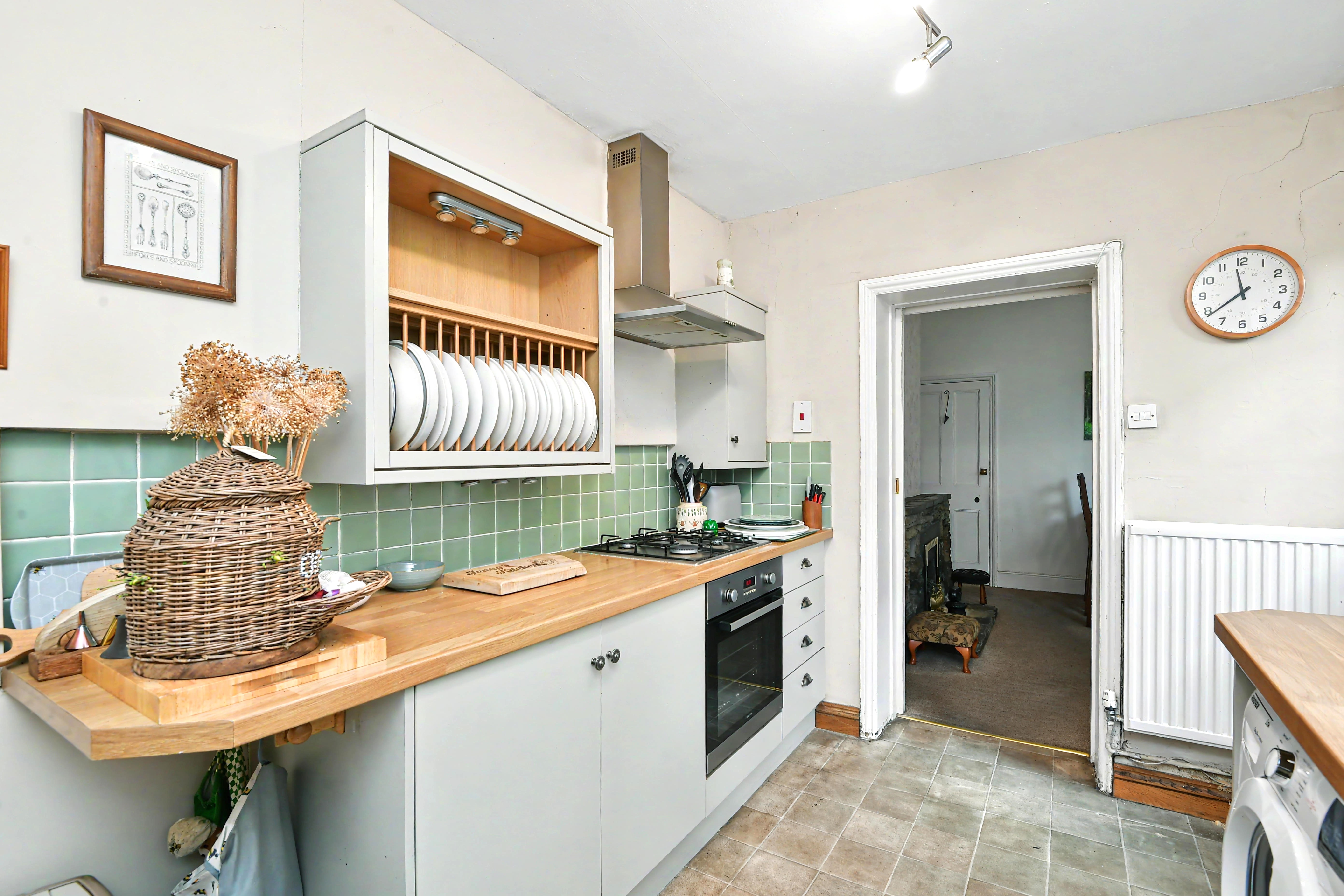 Image 10 of 19