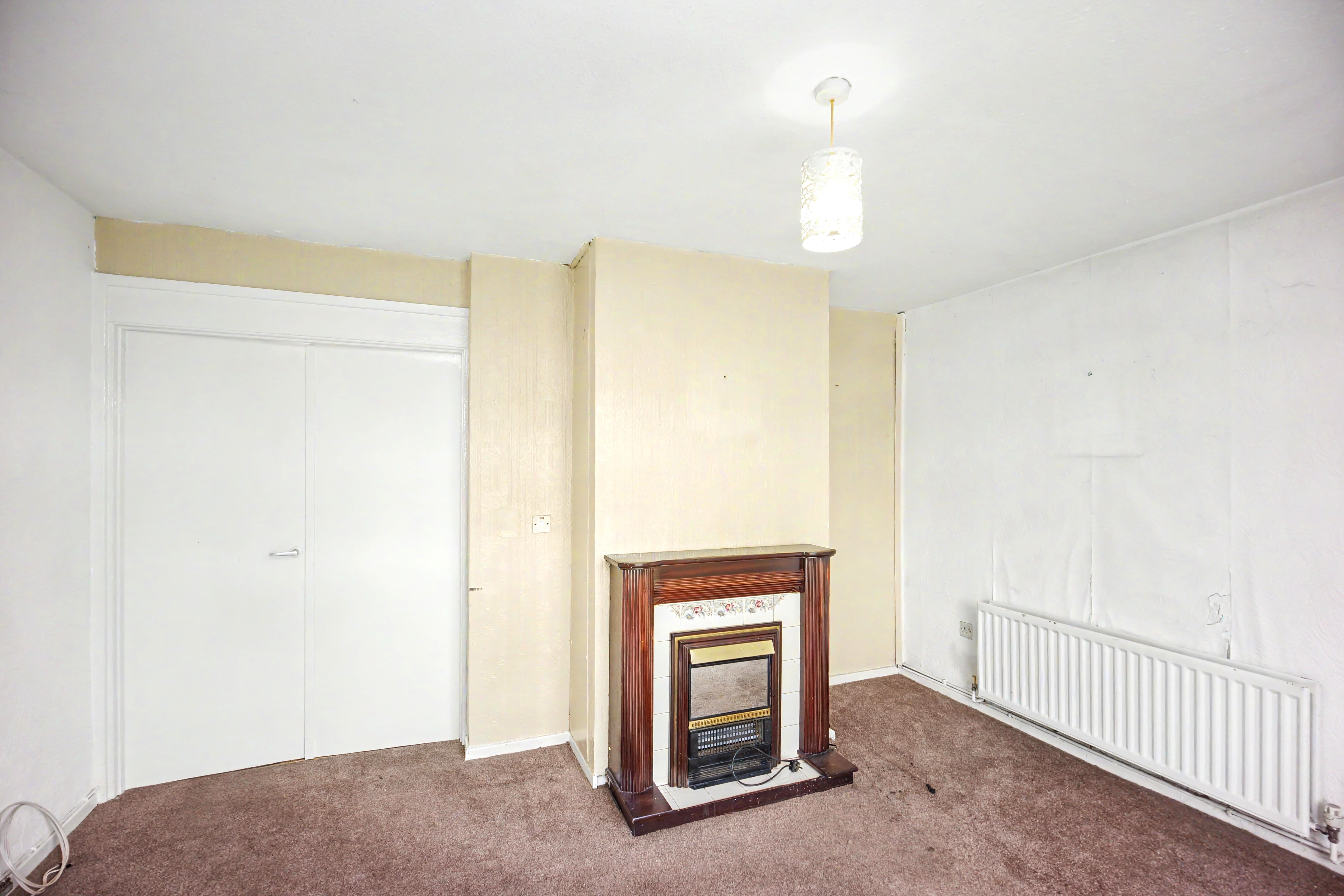 Image 2 of 21