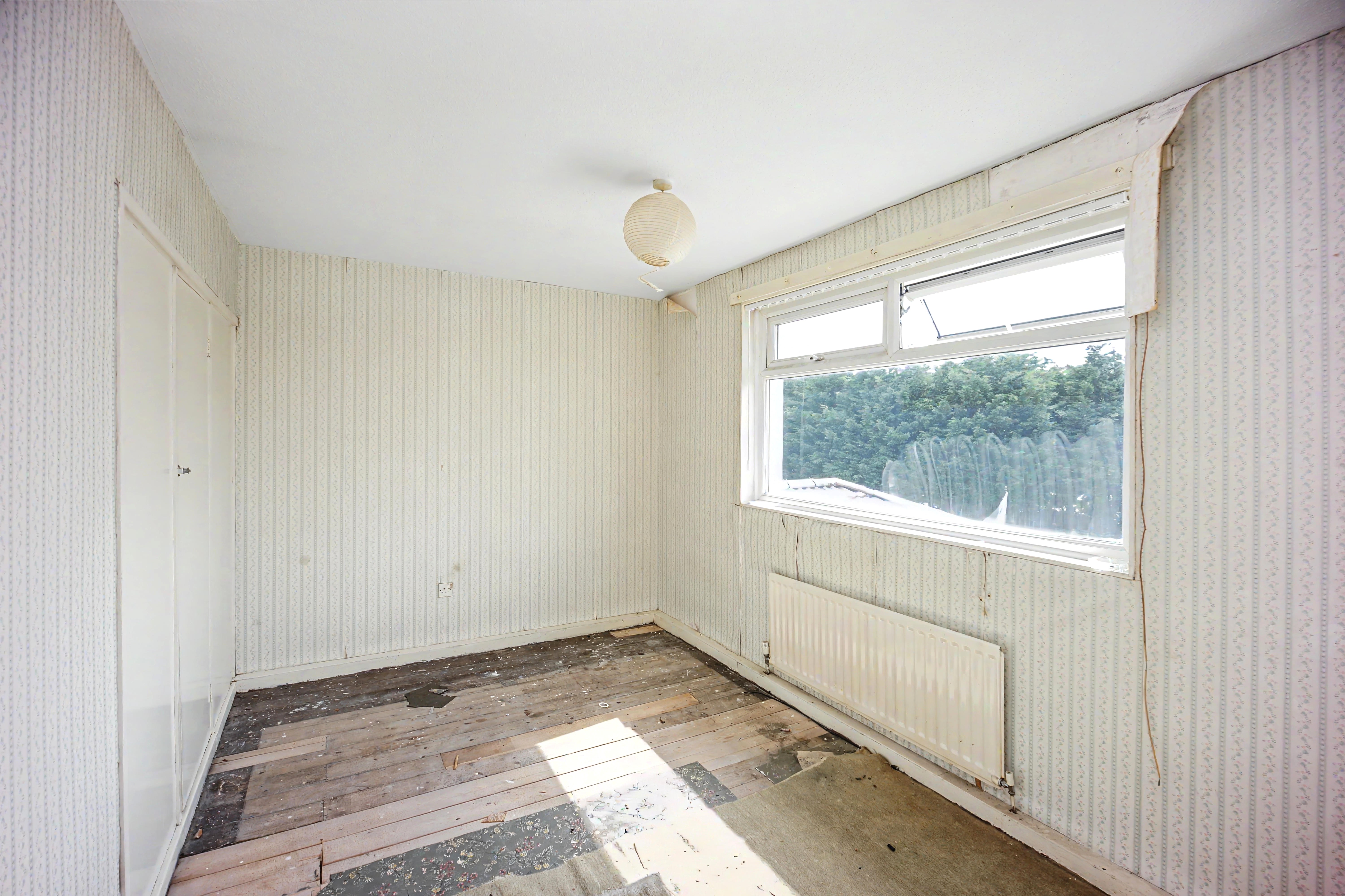 Image 10 of 21