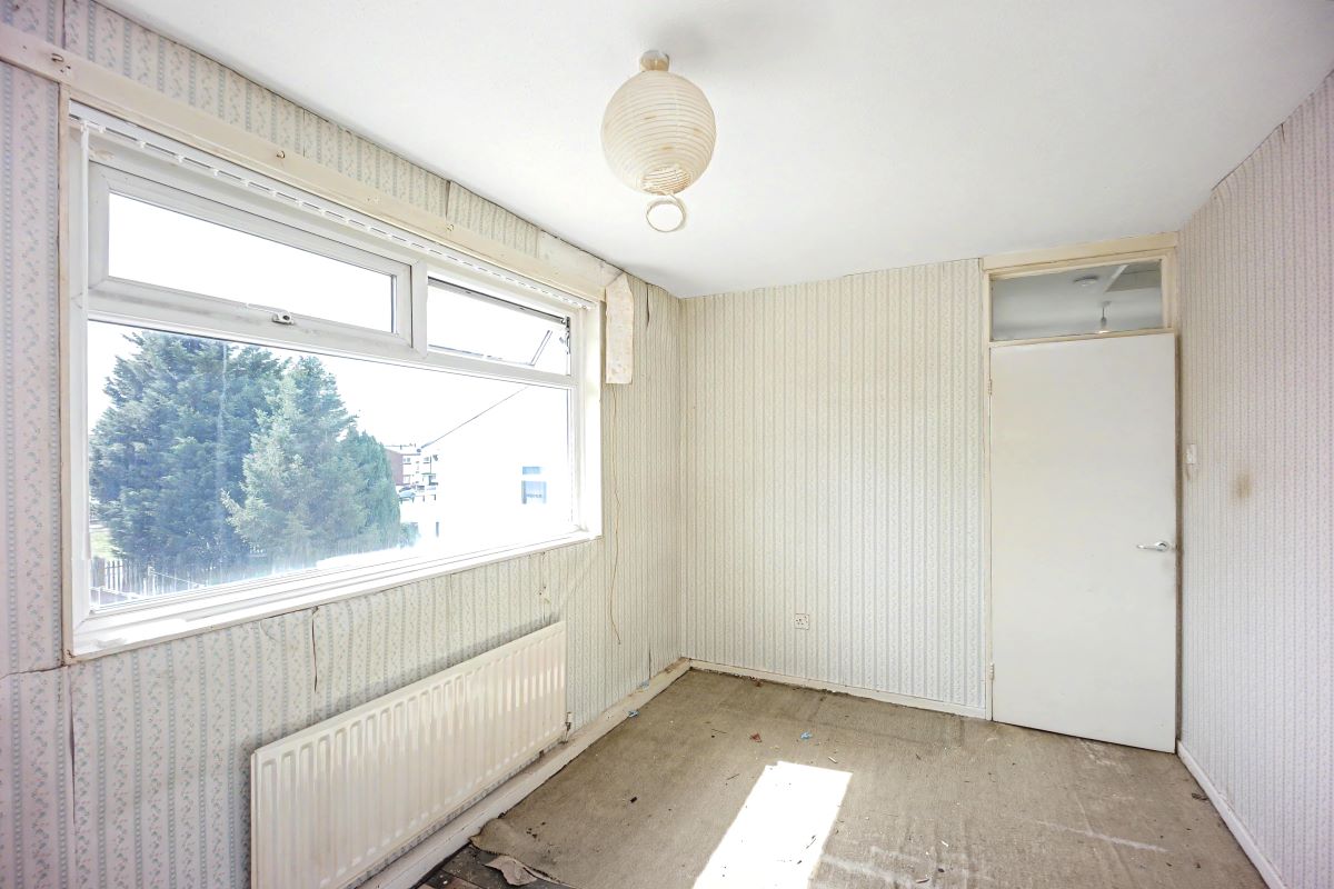 Image 11 of 21
