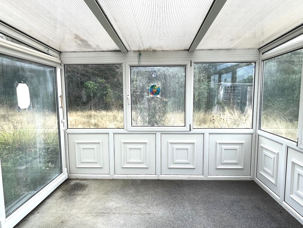 Image 6 of 9