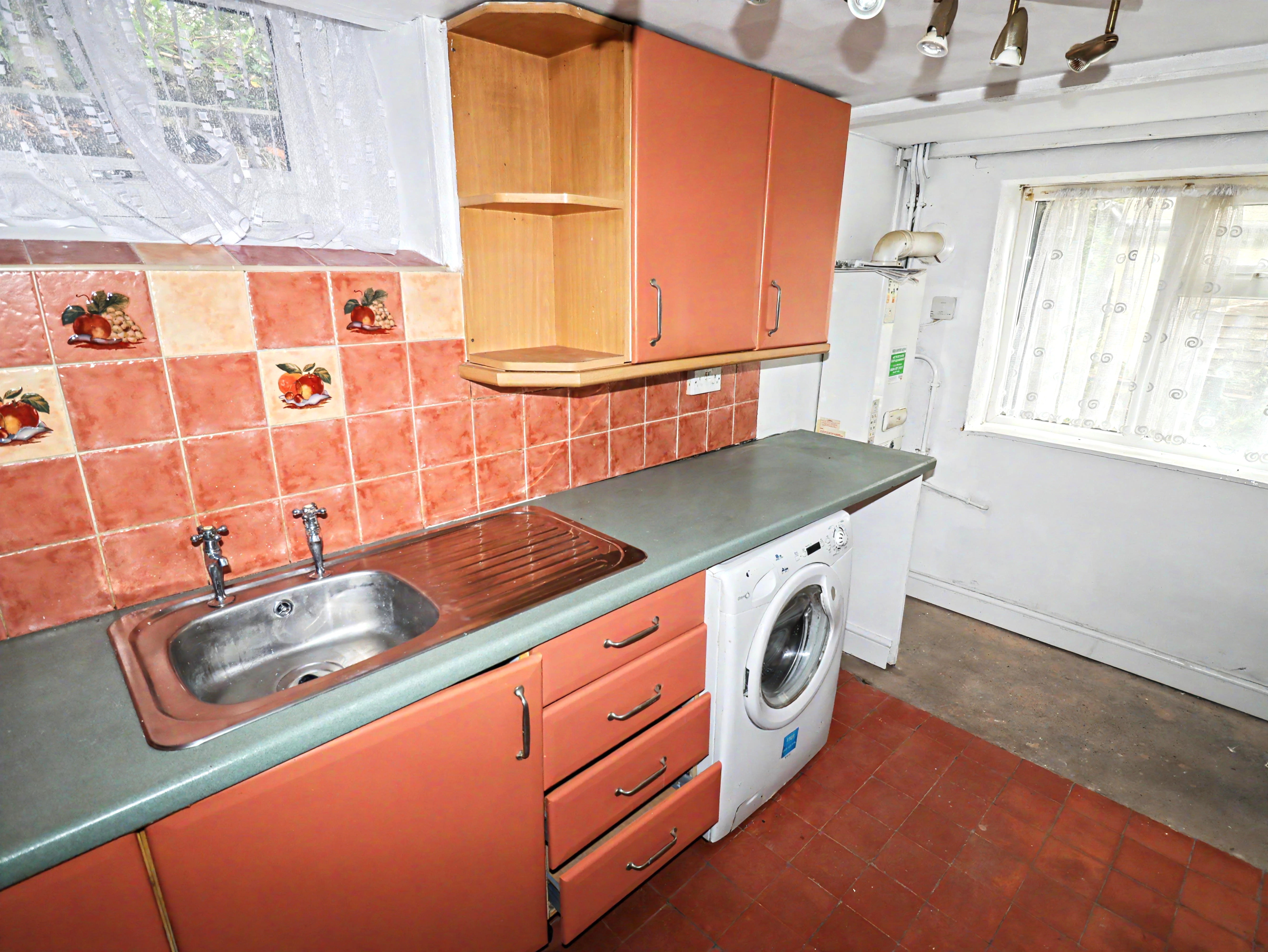 Image 7 of 14