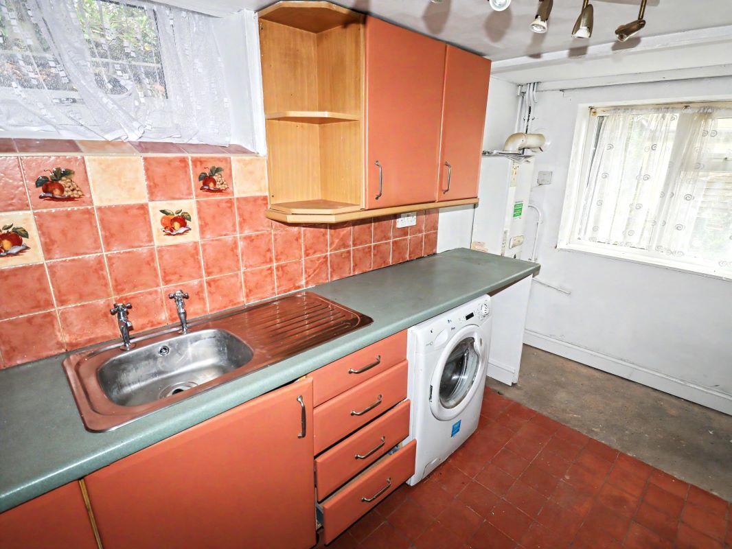Image 7 of 14