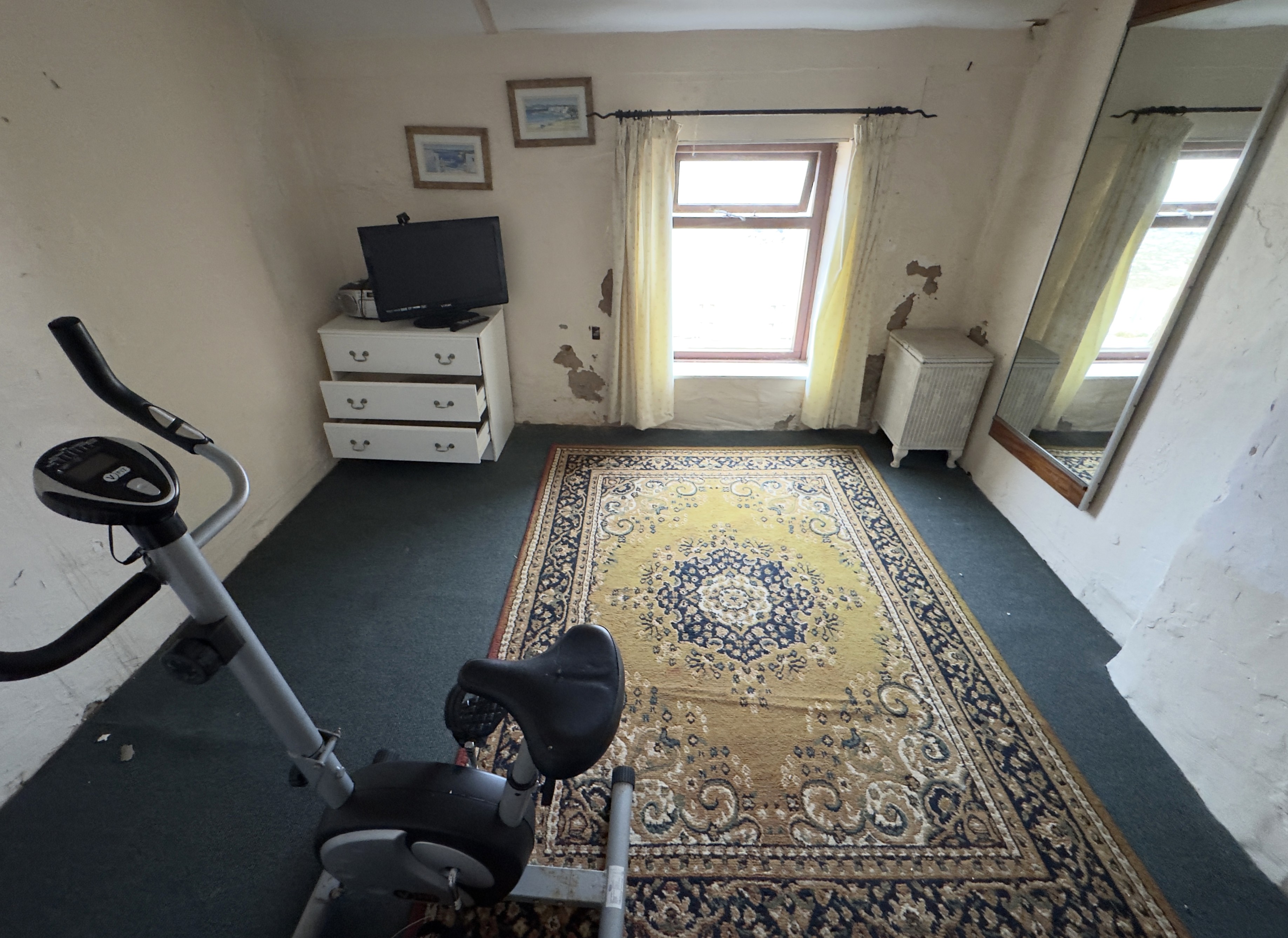 Image 4 of 10