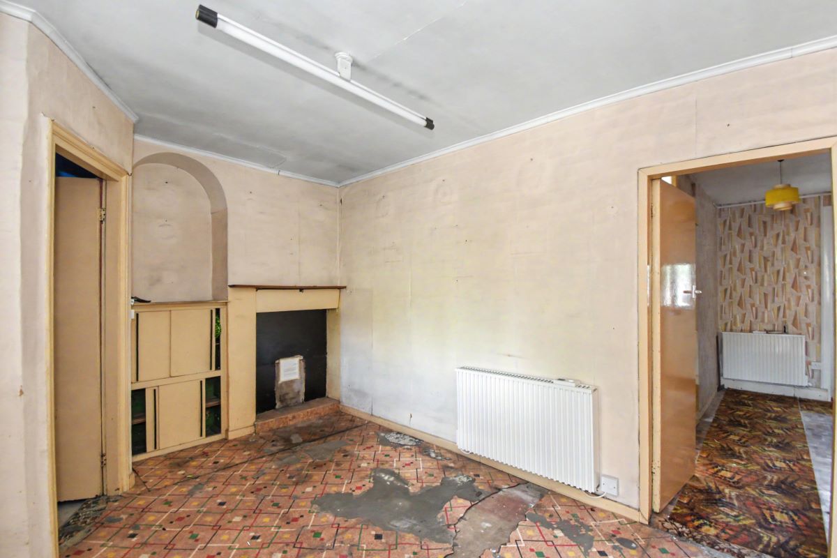 Image 6 of 22