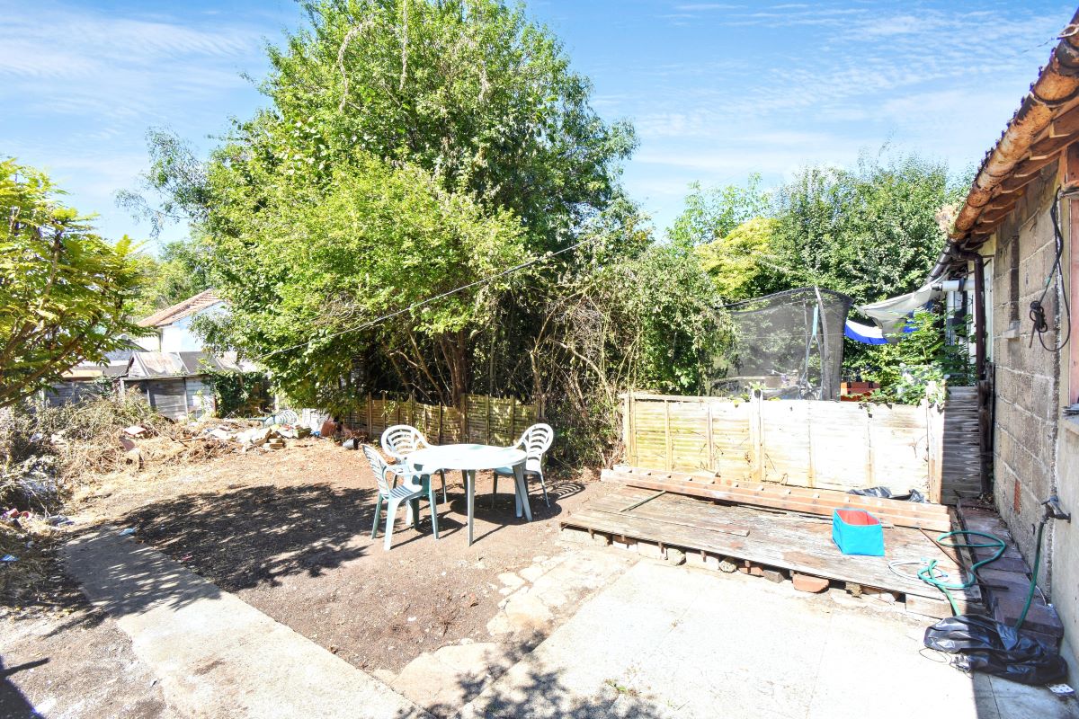 Image 19 of 22