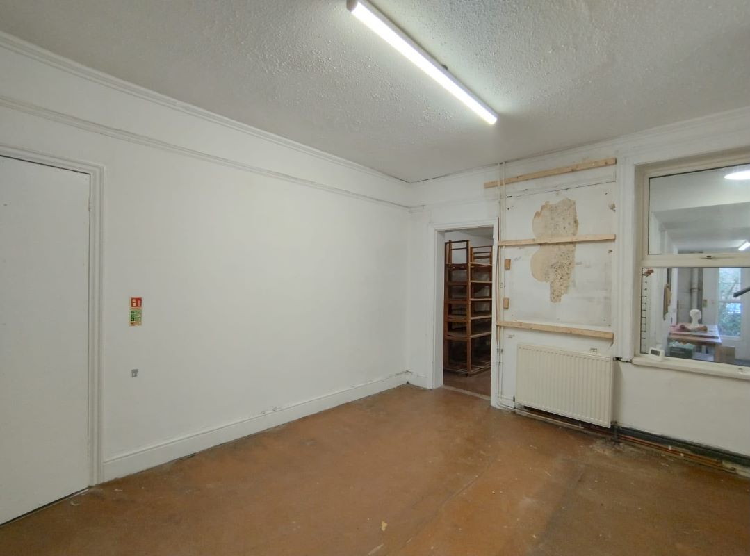 Image 13 of 30