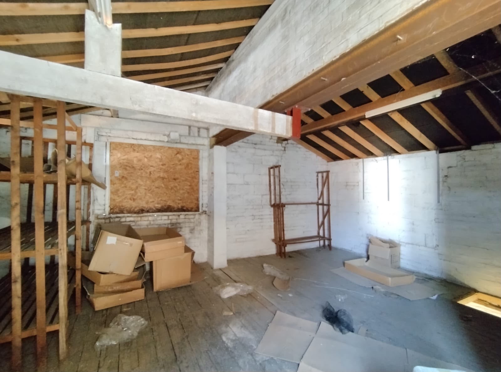 Image 20 of 30