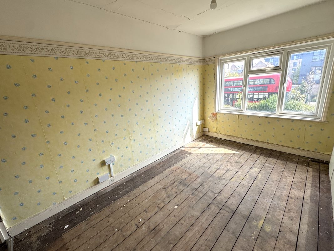 Image 11 of 21