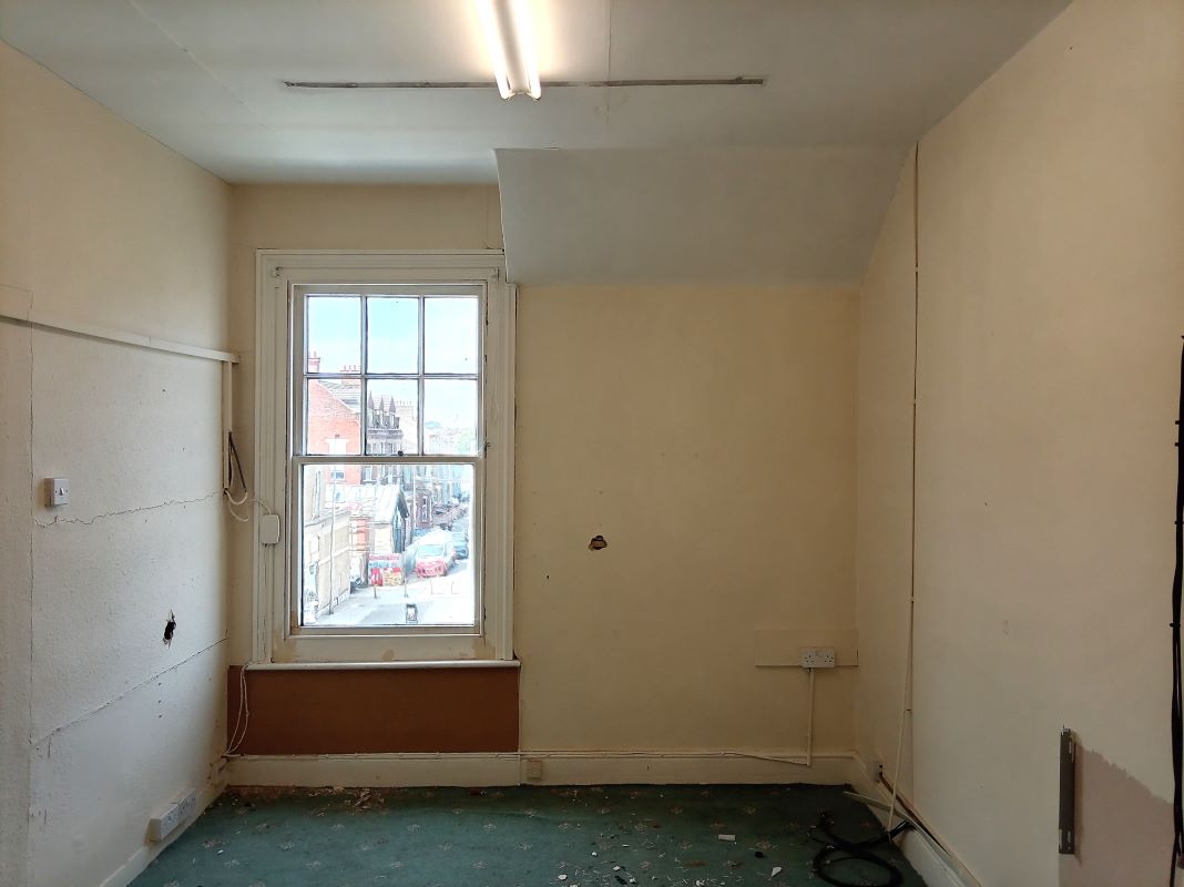 Image 7 of 10