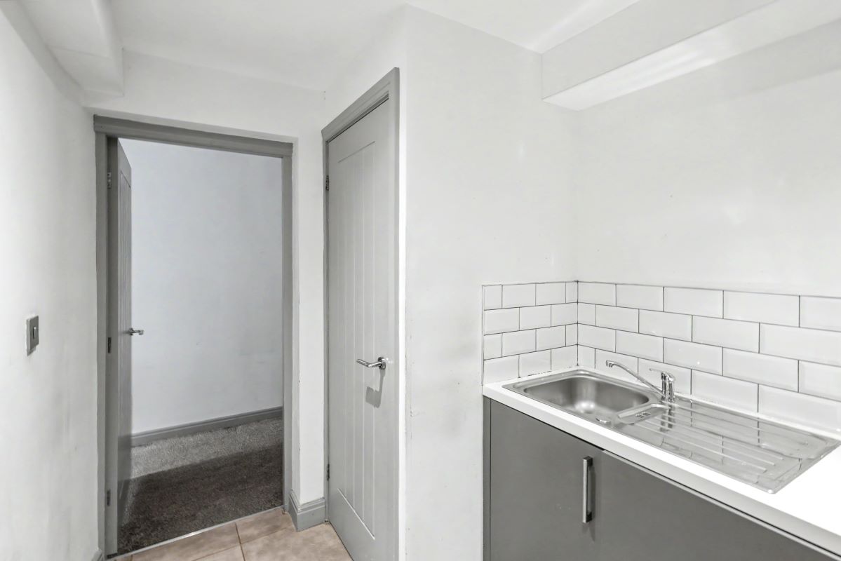 Image 10 of 14