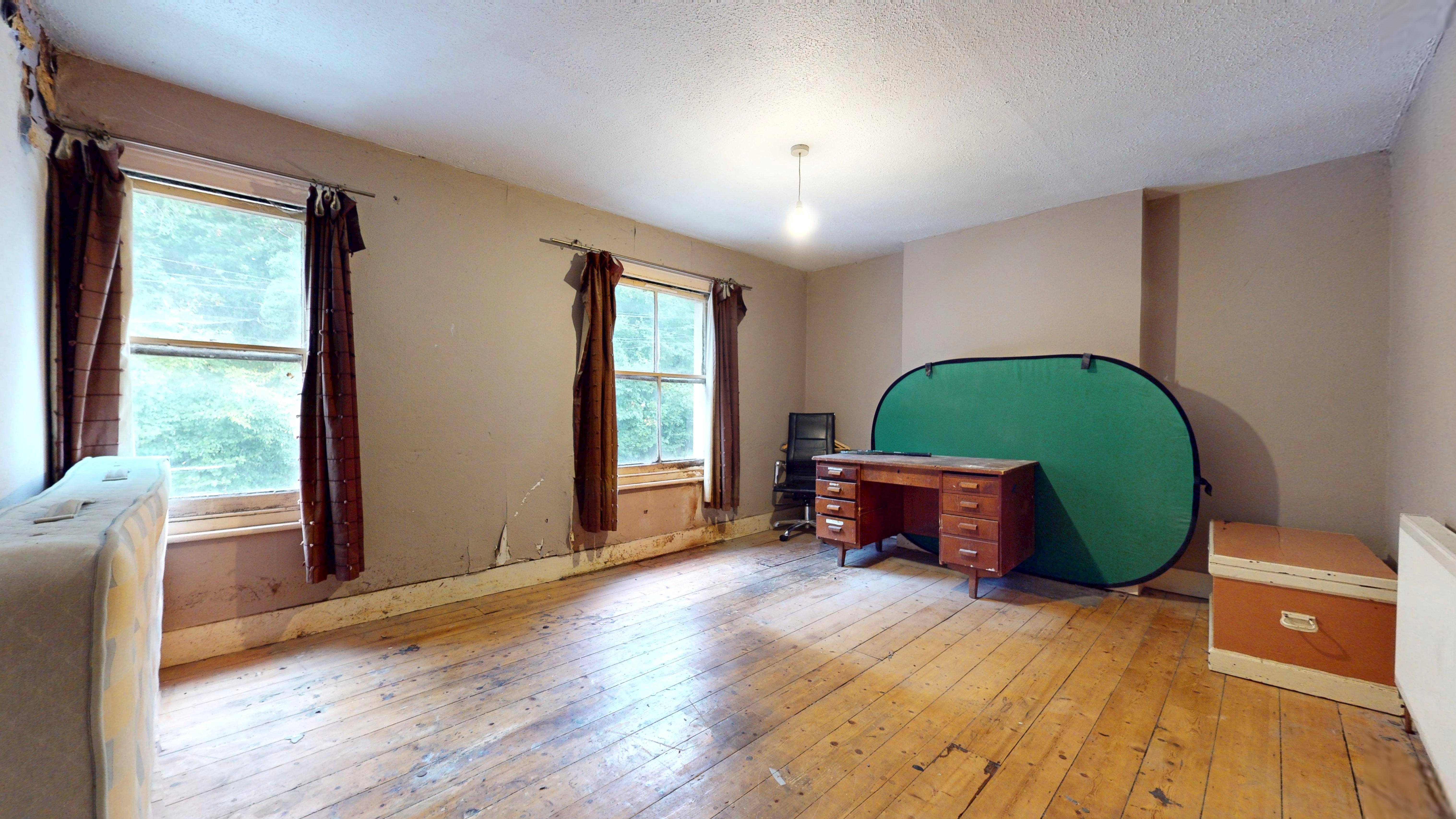 Image 9 of 14