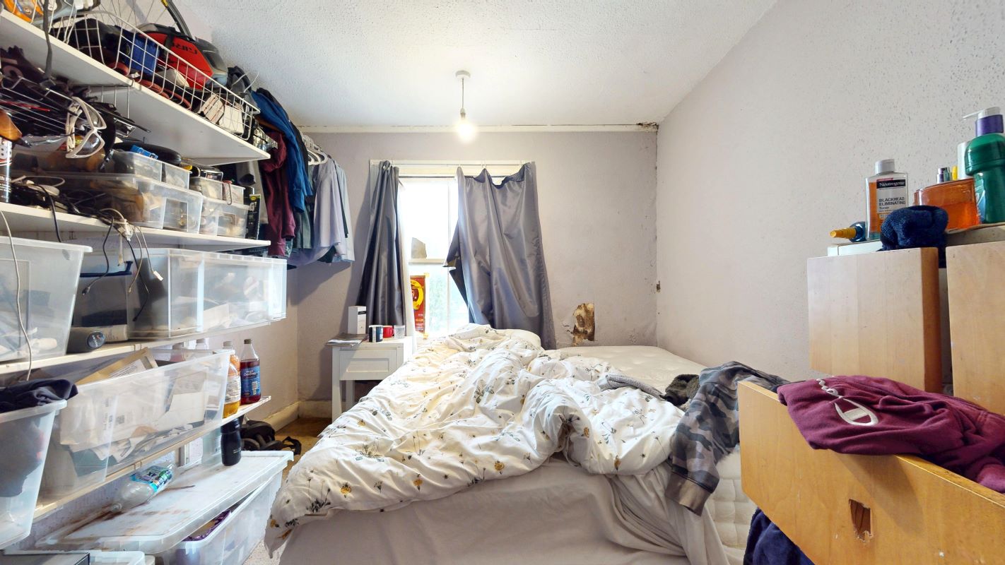 Image 10 of 14