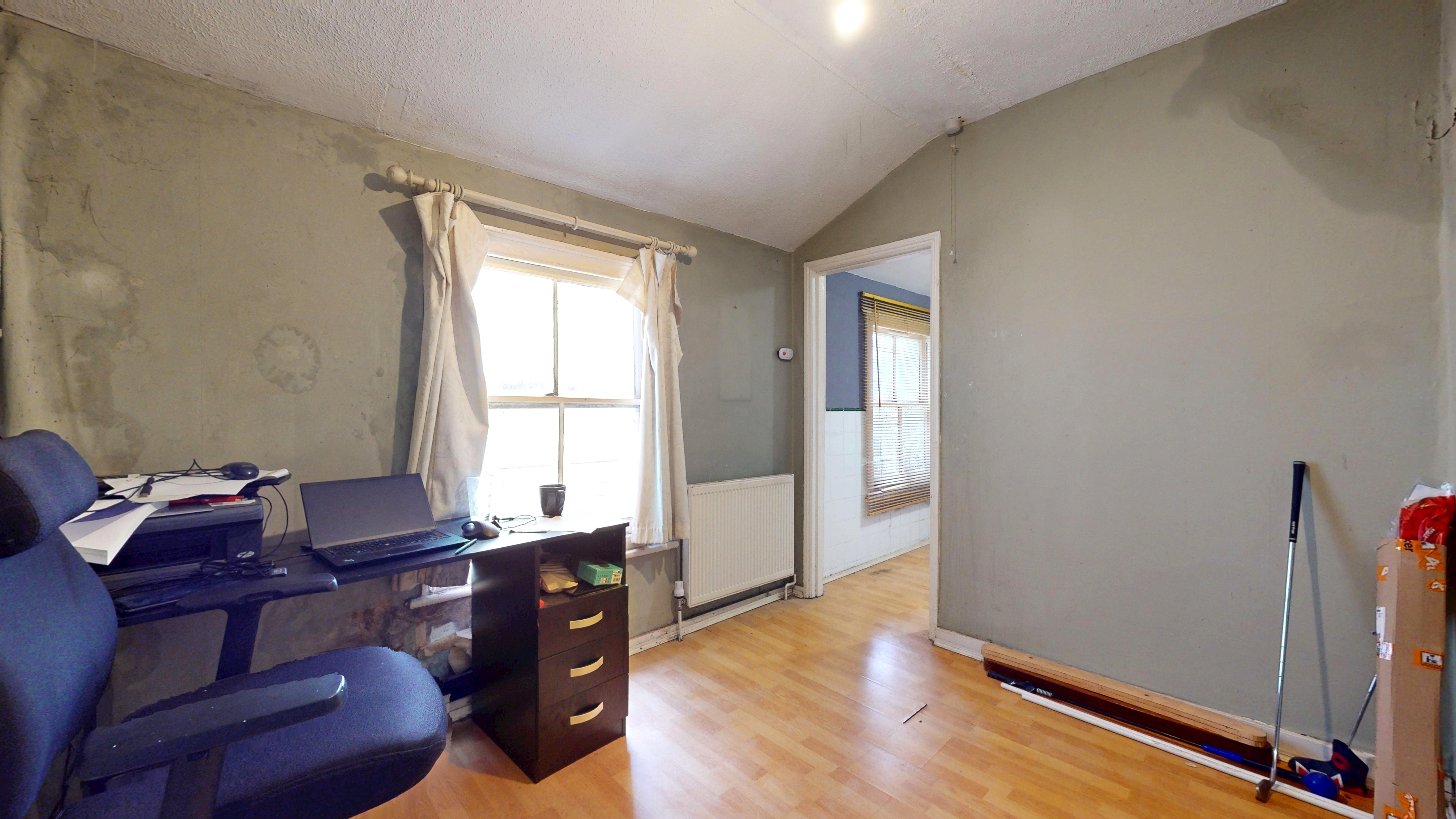 Image 11 of 14