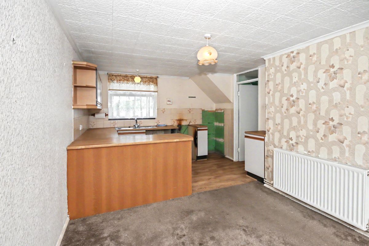 Image 7 of 22