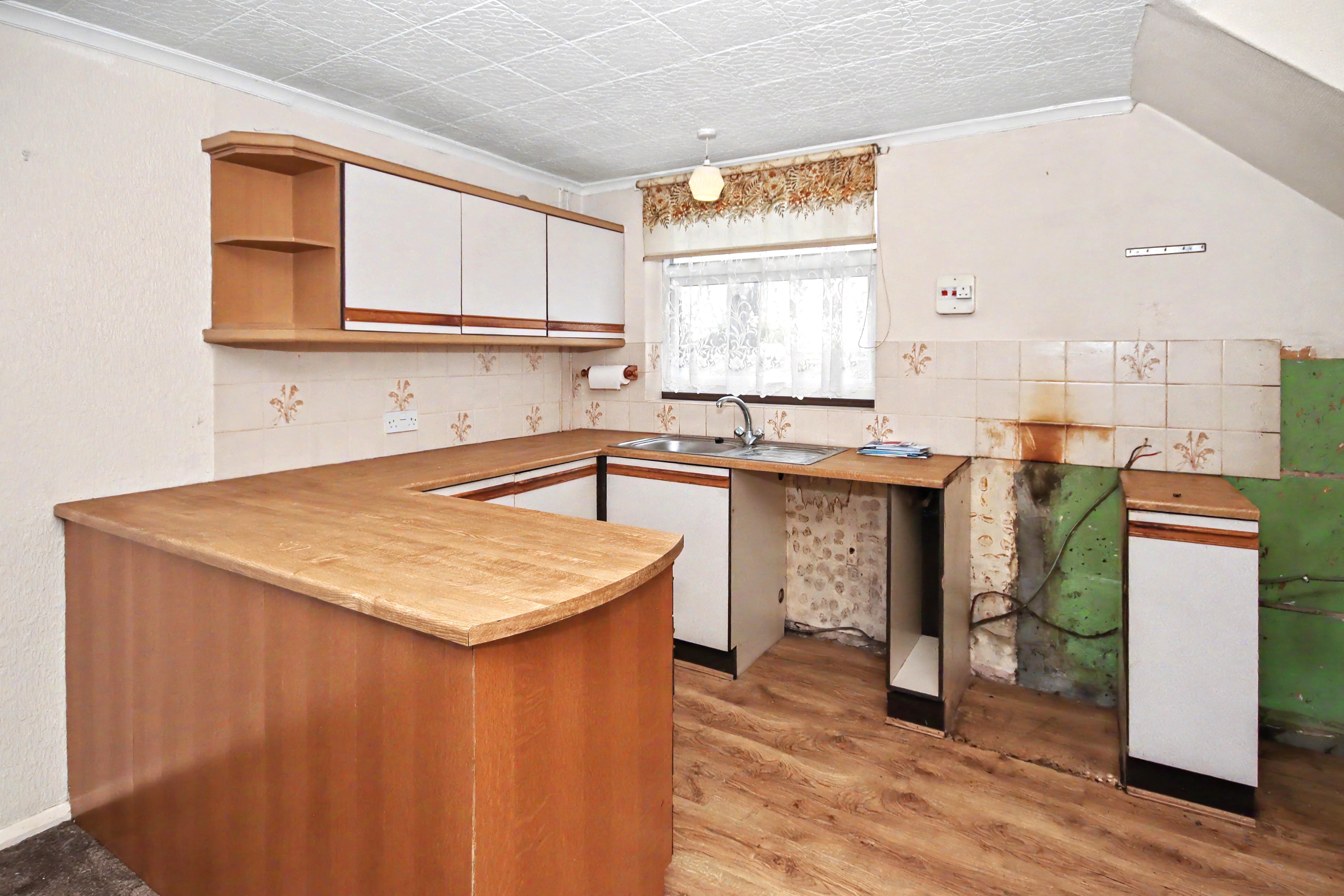 Image 8 of 22