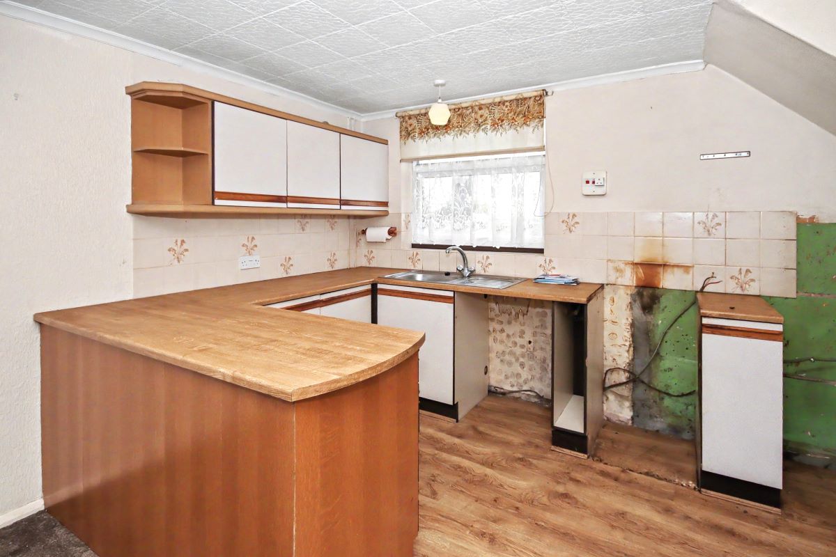 Image 8 of 22