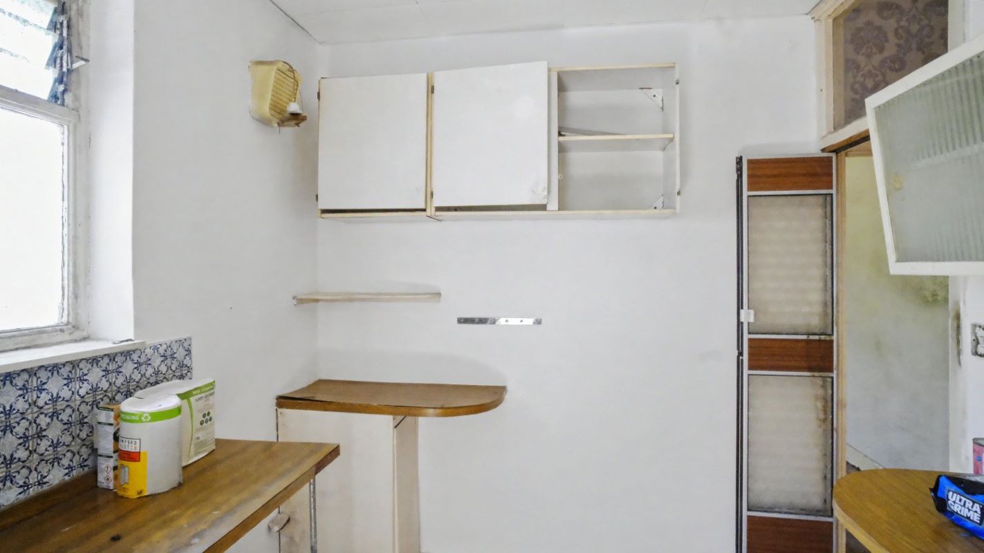 Image 7 of 12