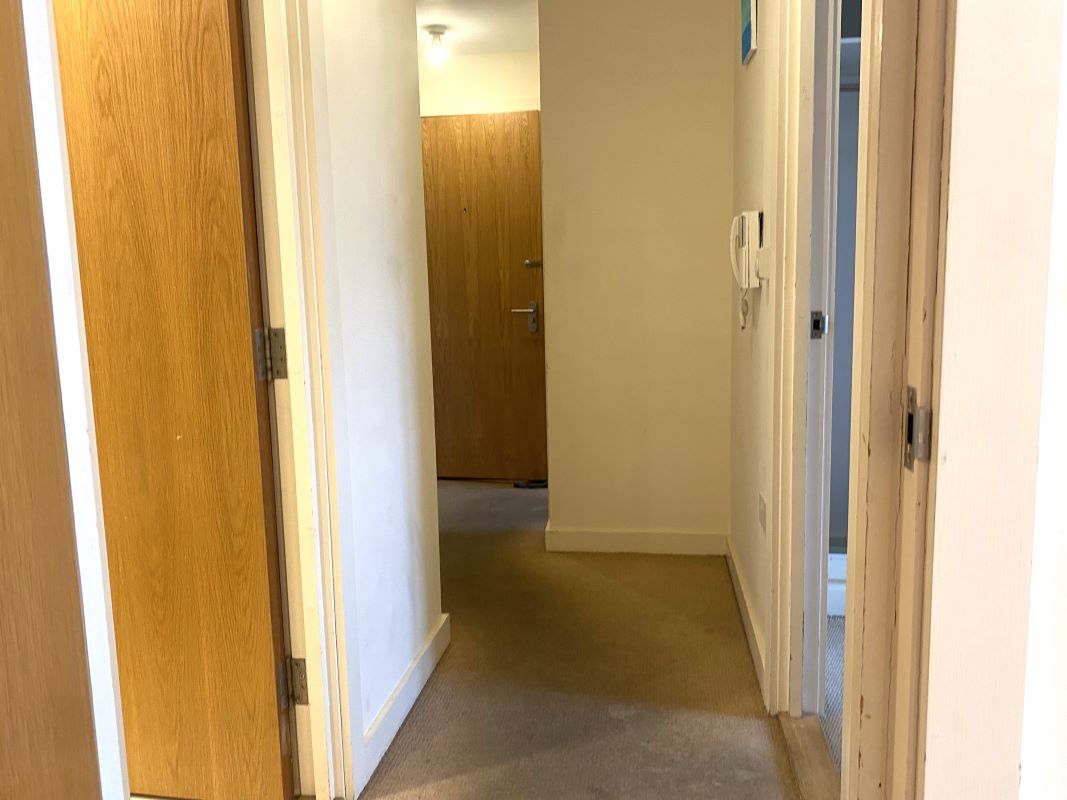 Image 8 of 9