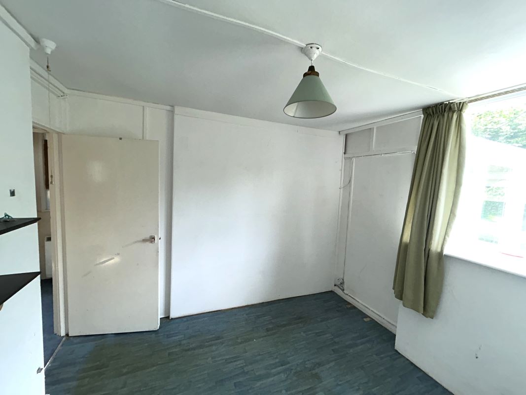 Image 5 of 10