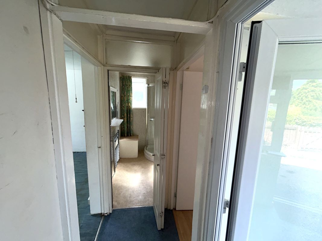 Image 10 of 10