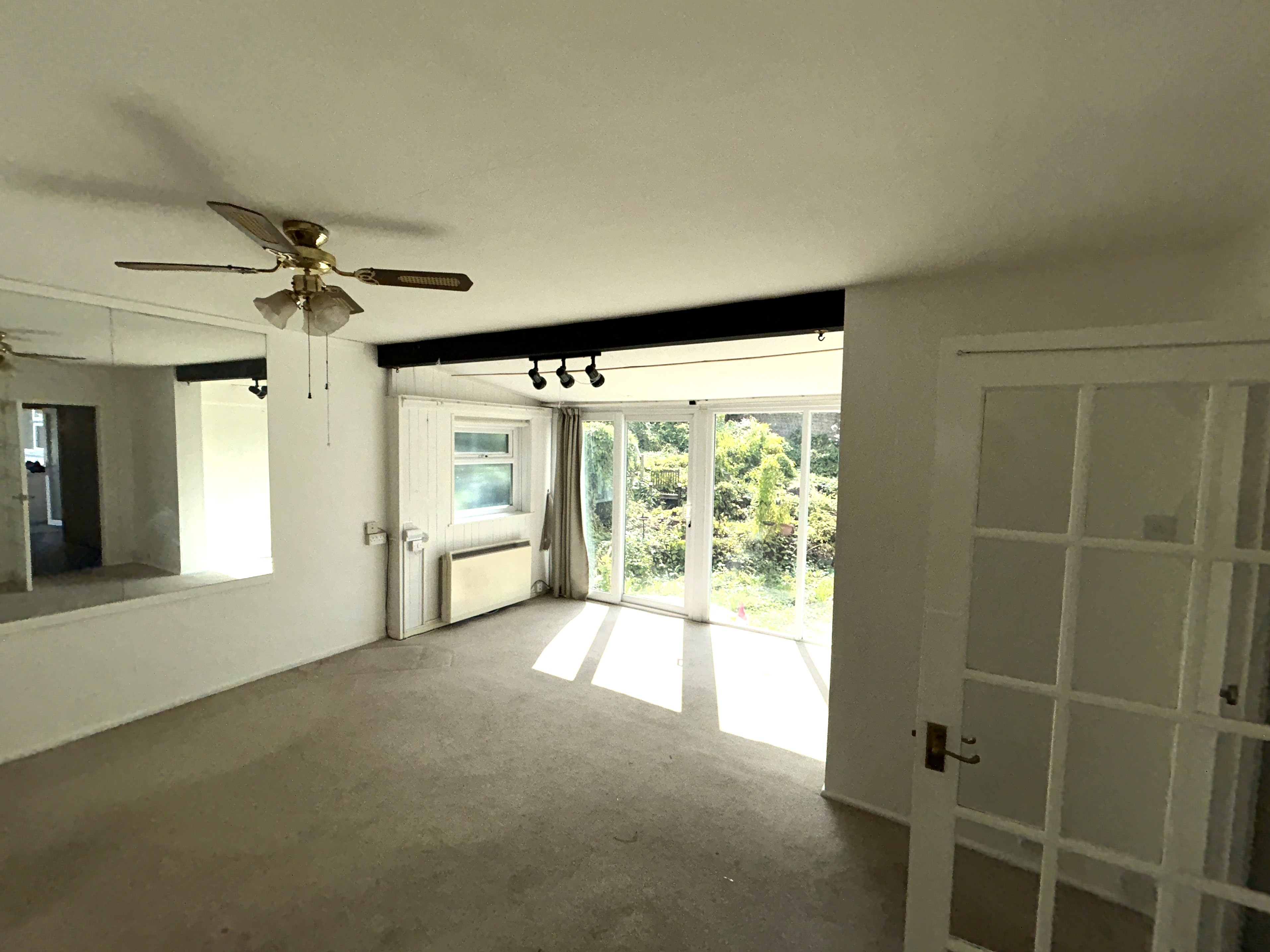 Image 2 of 10