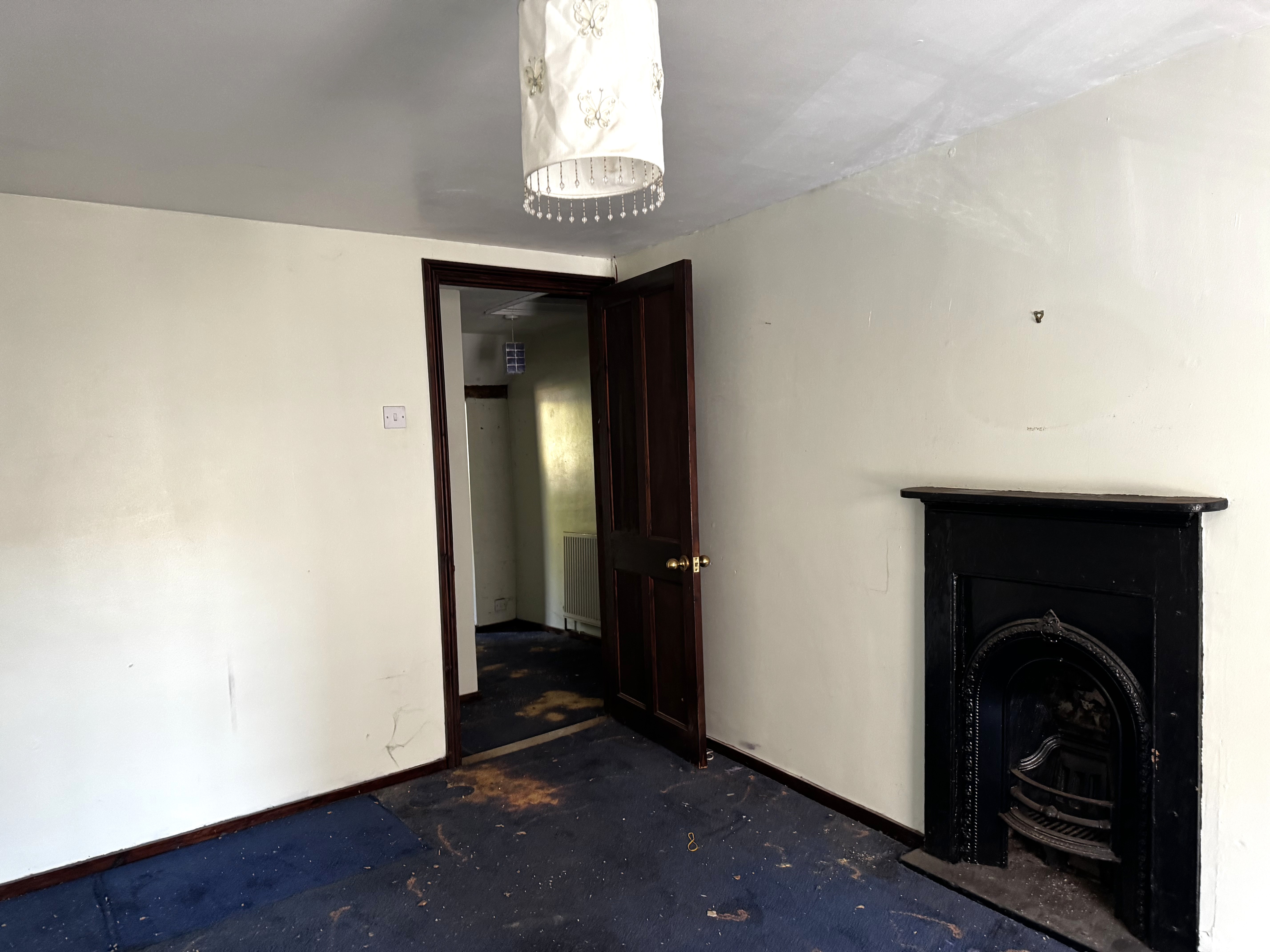 Image 6 of 7