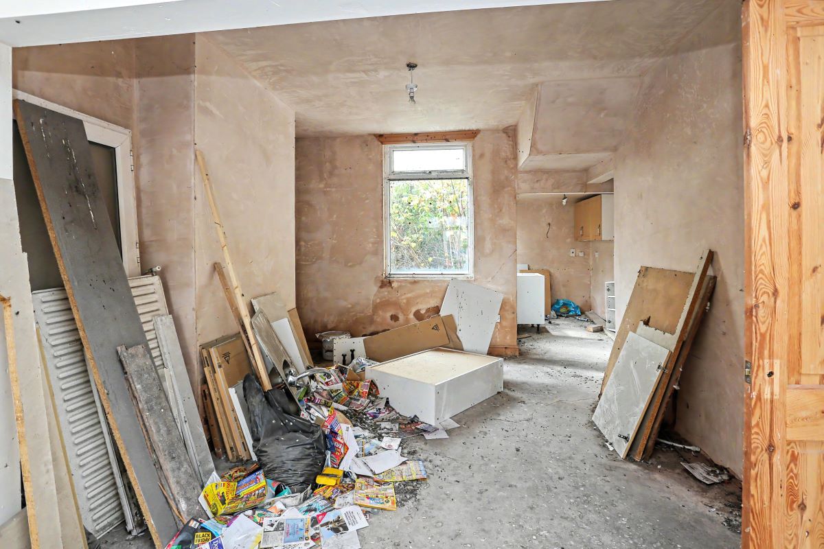 Image 4 of 11