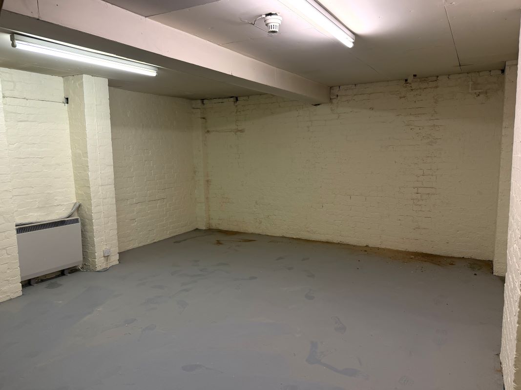 Image 10 of 10